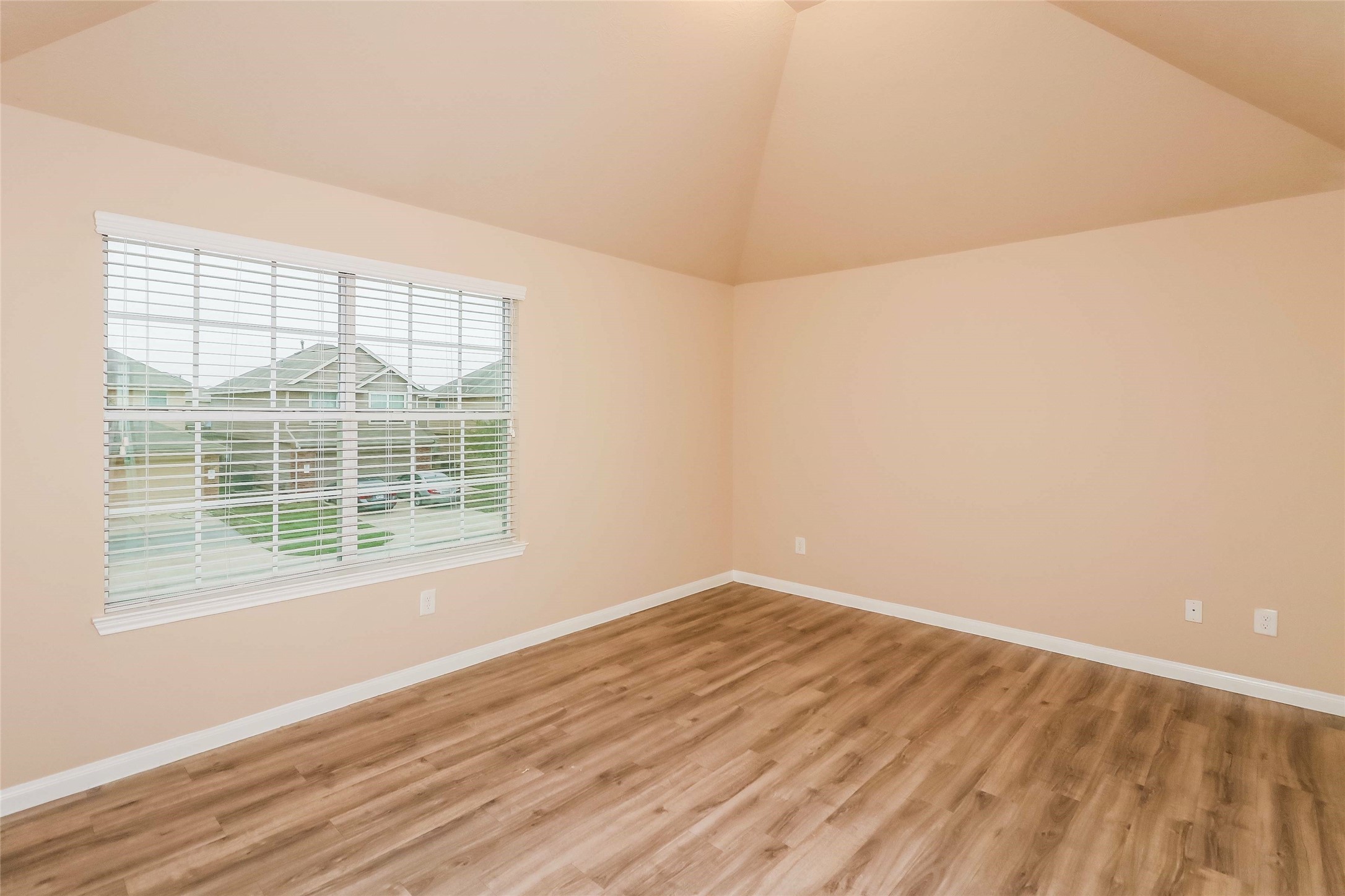 Photos may be representative of the floor plan and not the exact home. Finishes, layout, and features of the actual property for lease may vary.