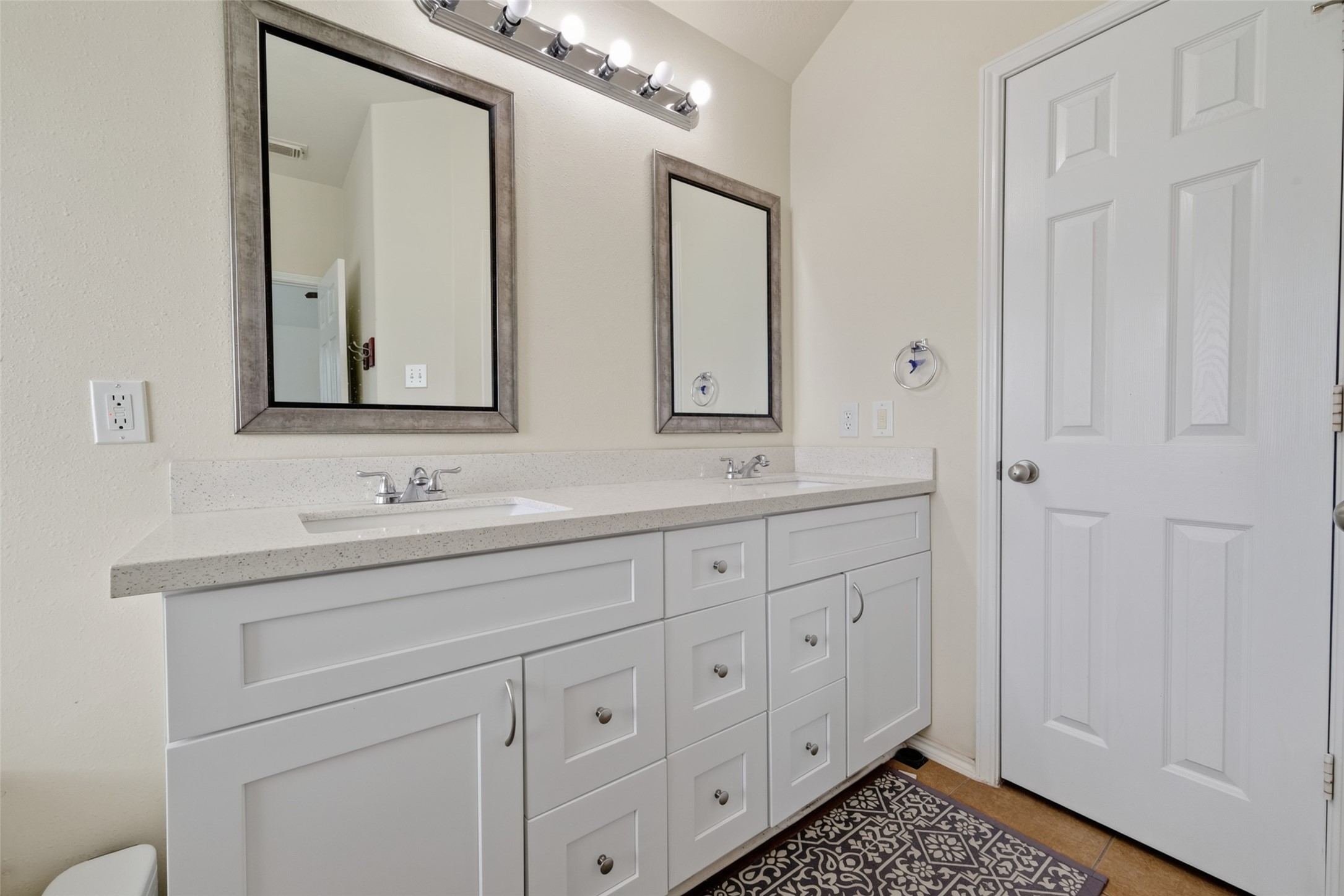 18207 Eton Ridge Court, Richmond, TX 77407