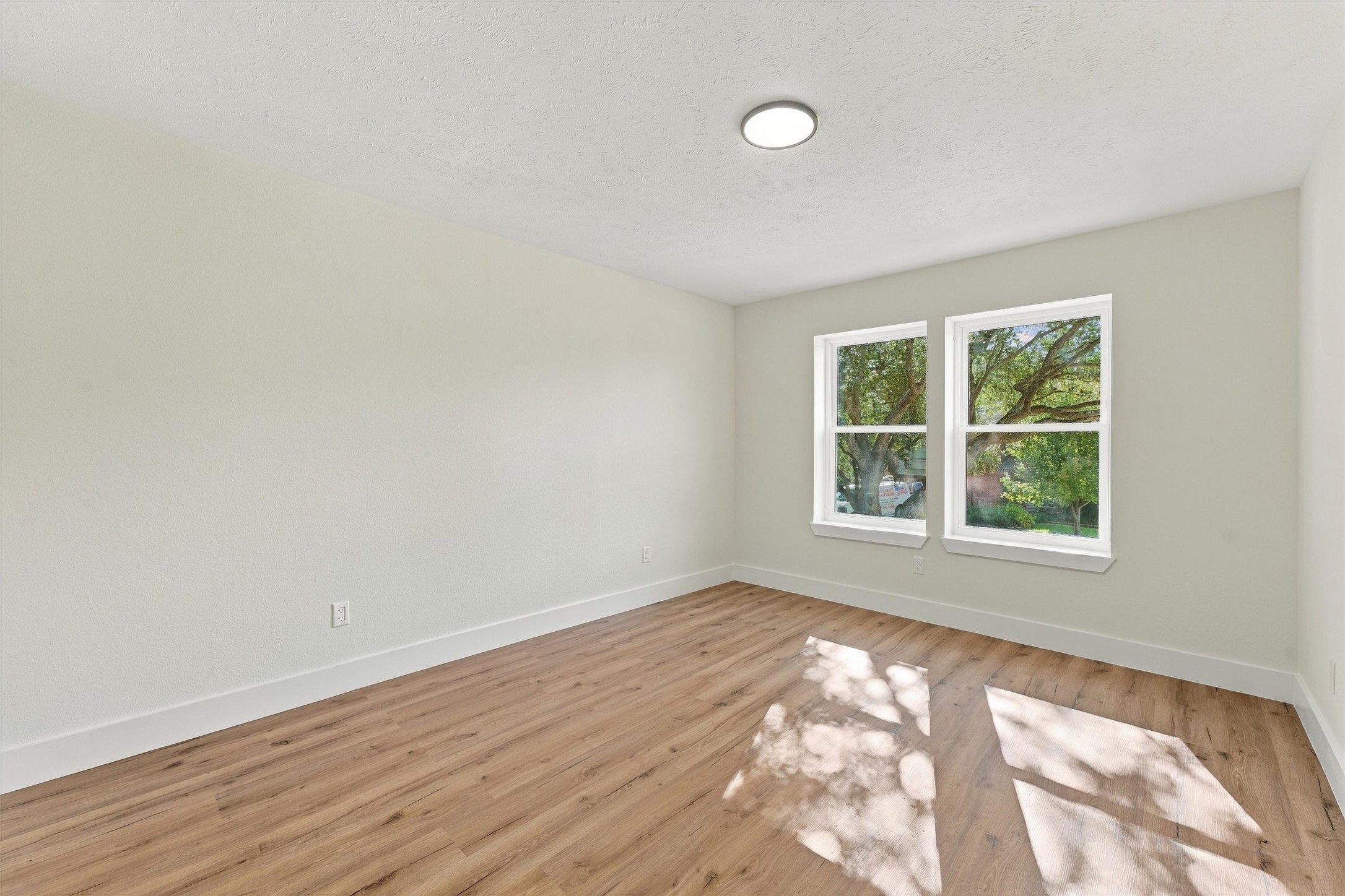 4756 Oakmont Court, League City, TX 77573