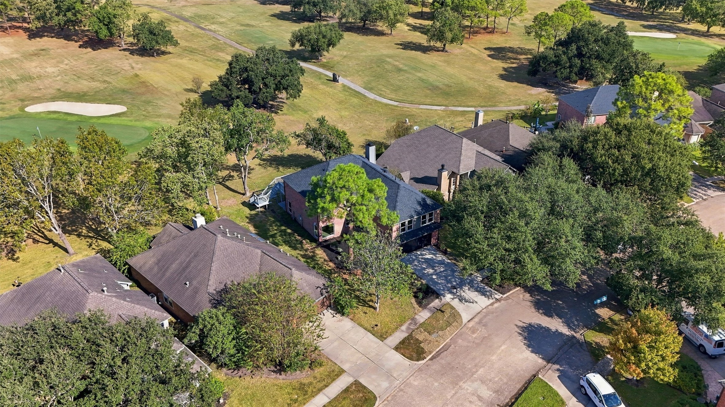 4756 Oakmont Court, League City, TX 77573
