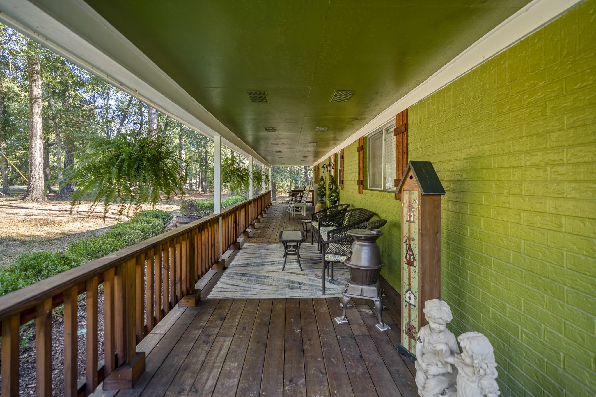 2001 Northshore Drive, Conroe, TX 77304 2001 Northshore Drive, Conroe, TX 77304