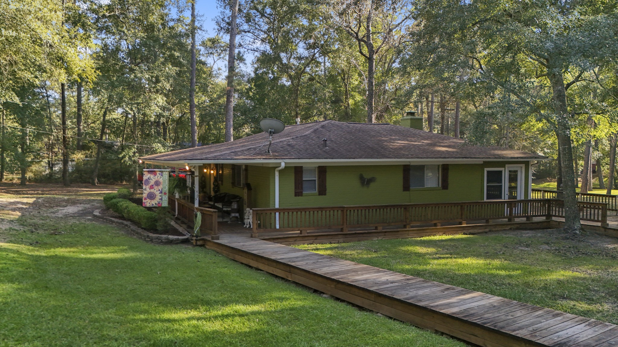 2001 Northshore Drive, Conroe, TX 77304