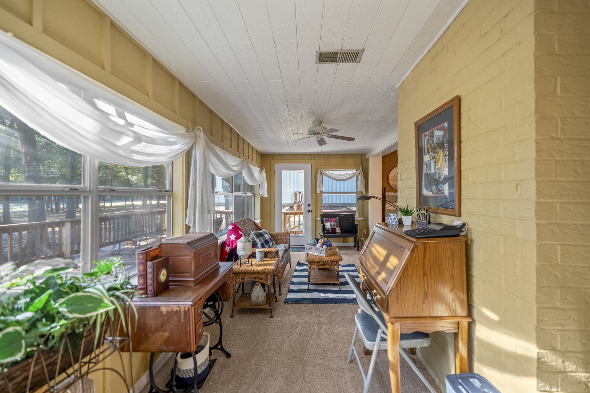 2001 Northshore Drive, Conroe, TX 77304