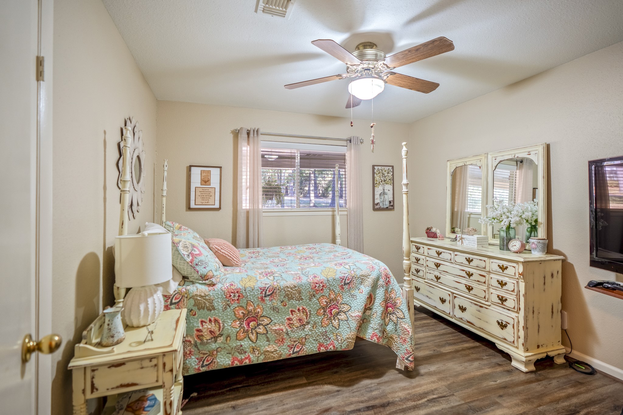 2001 Northshore Drive, Conroe, TX 77304