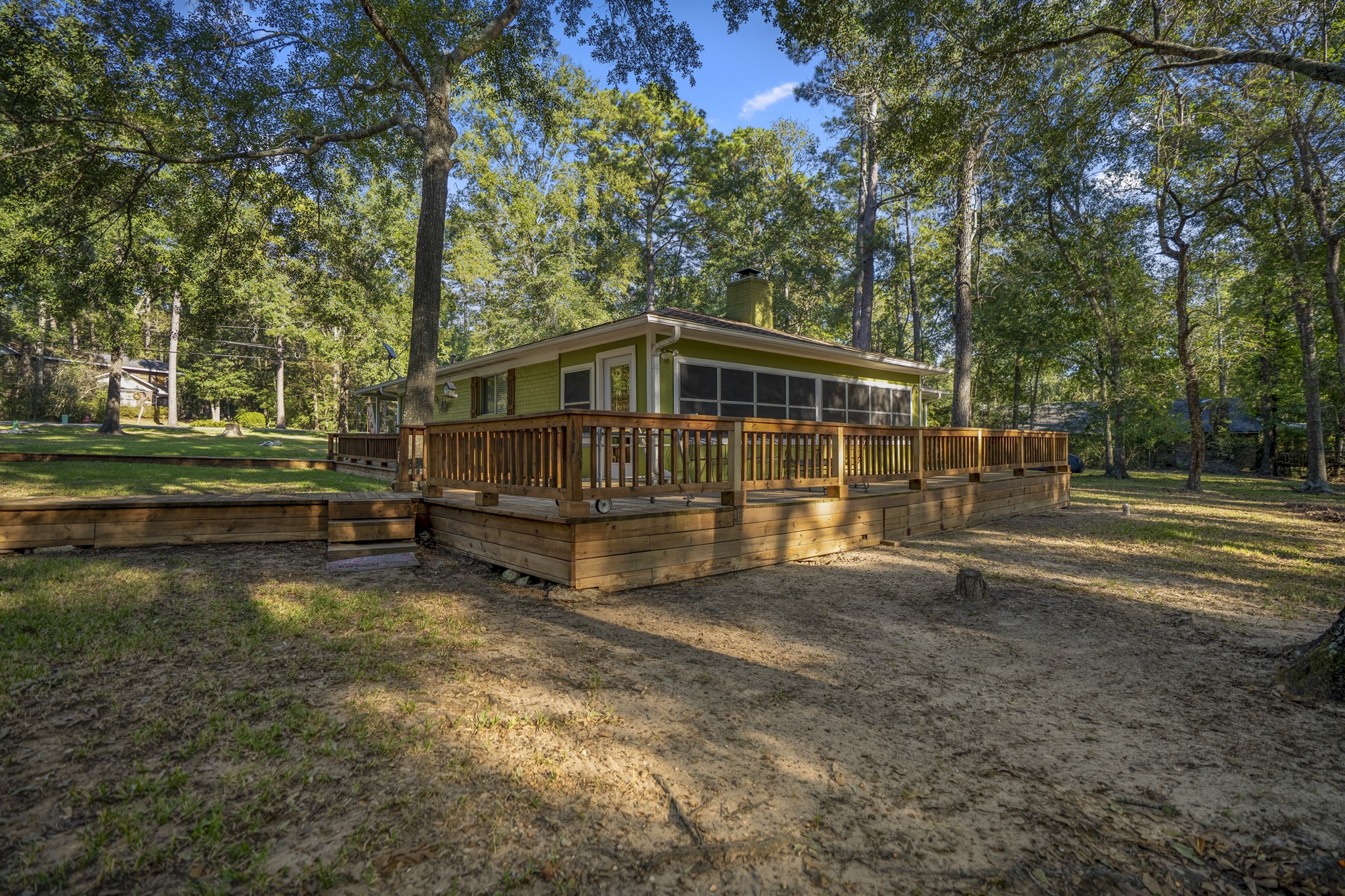 2001 Northshore Drive, Conroe, TX 77304