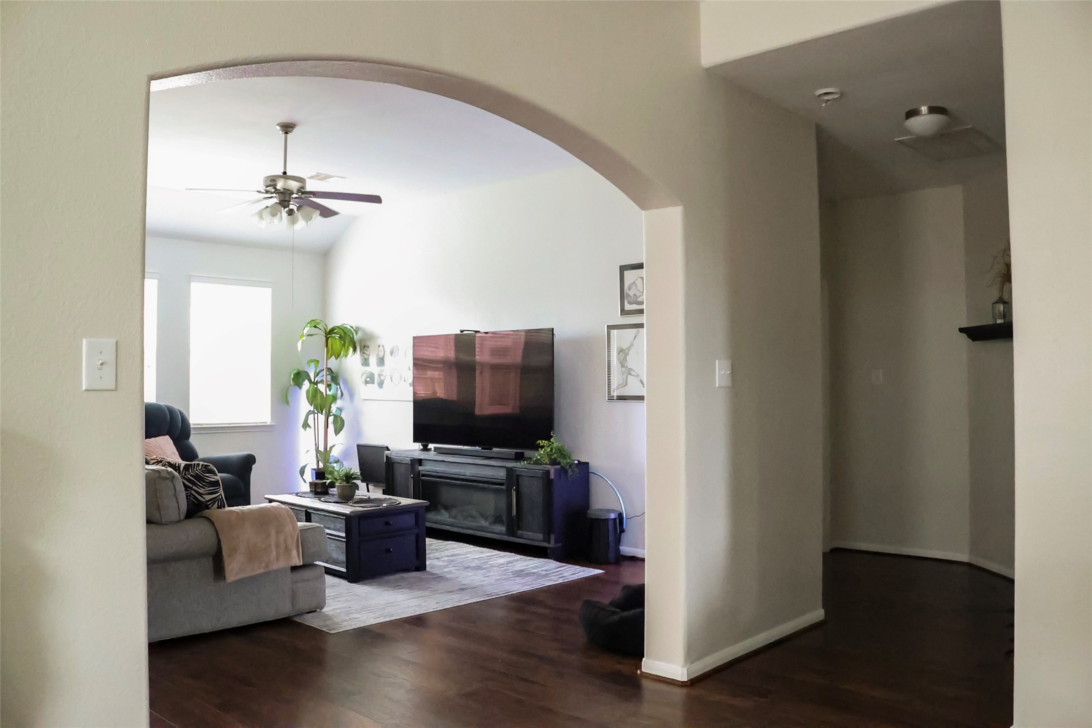 4703 N Bella Court, Alvin, TX 77511