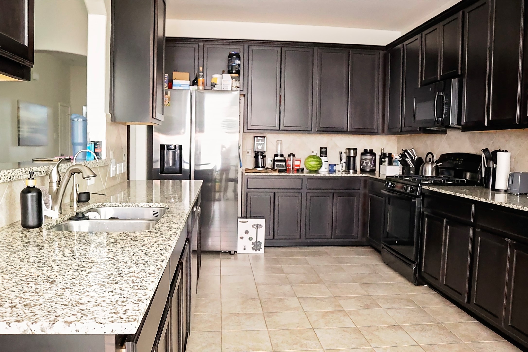 4703 N Bella Court, Alvin, TX 77511