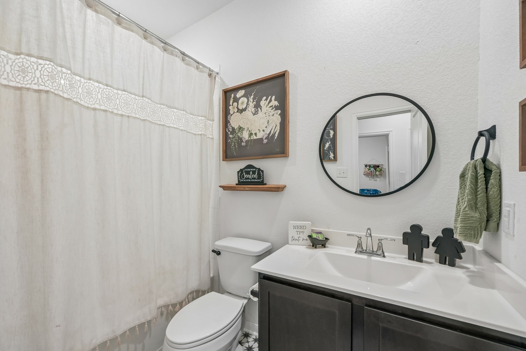 Sencodary bathroom