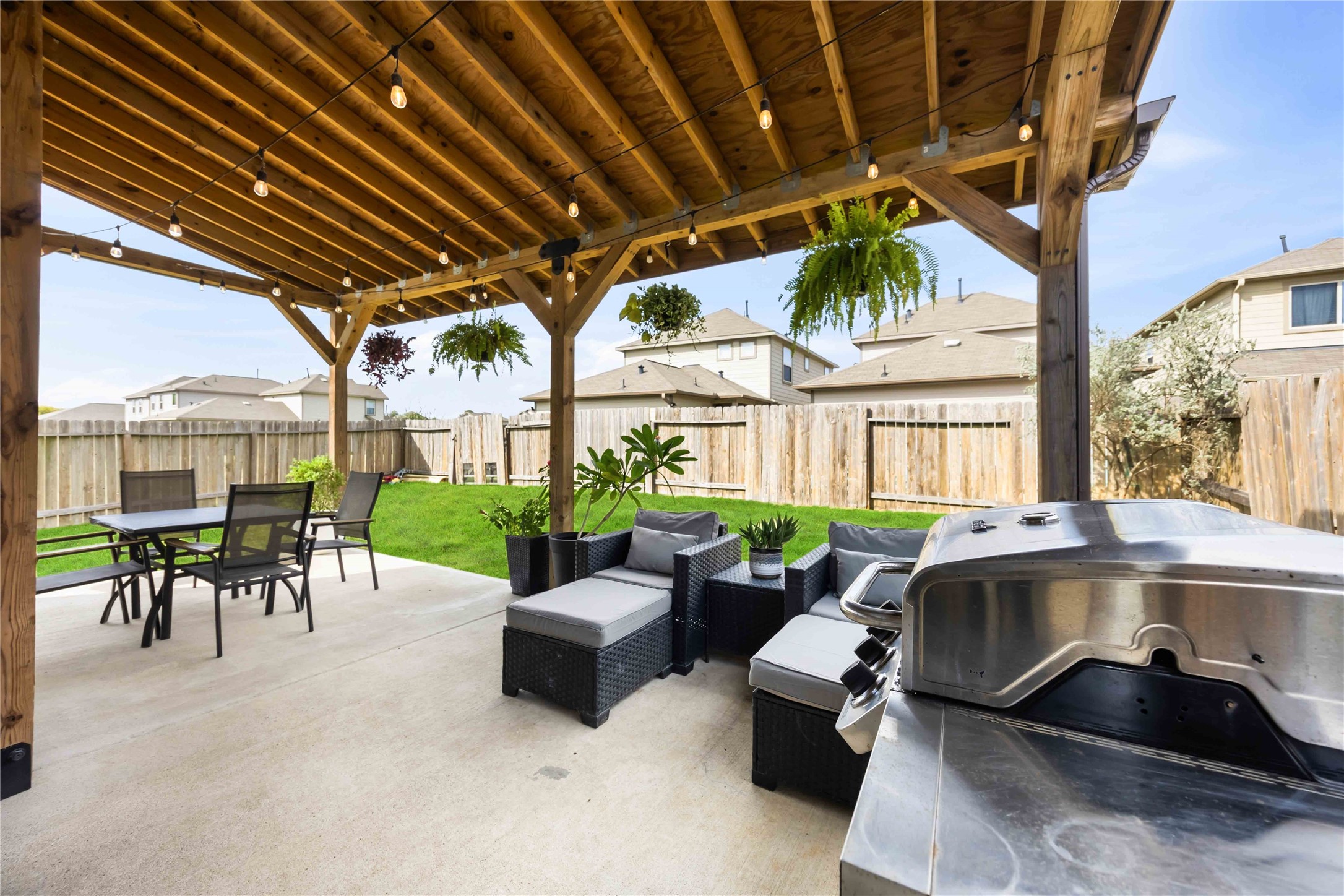 Covered Patio!