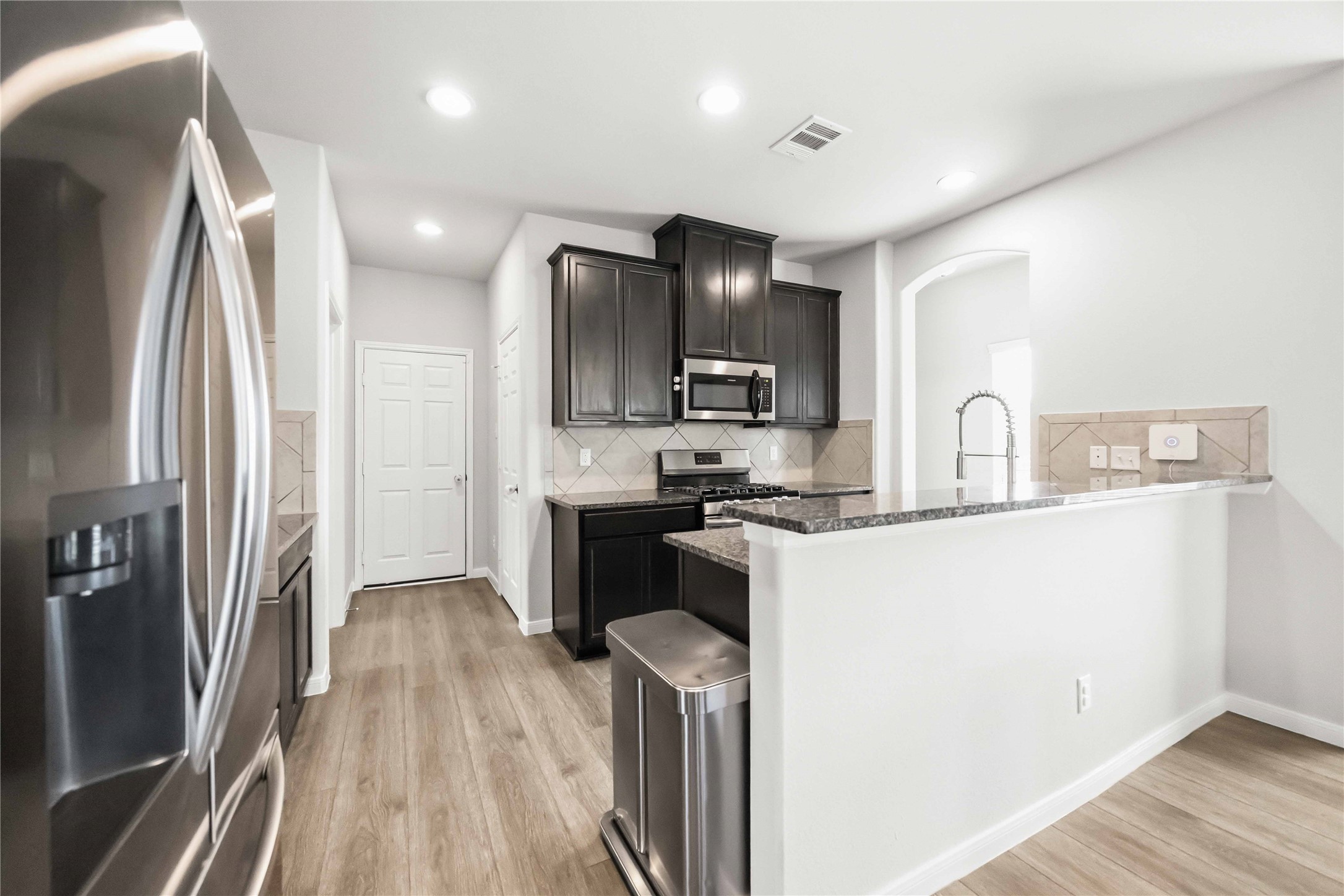 6425 Macroom Meadows Lane, Houston, TX 77048