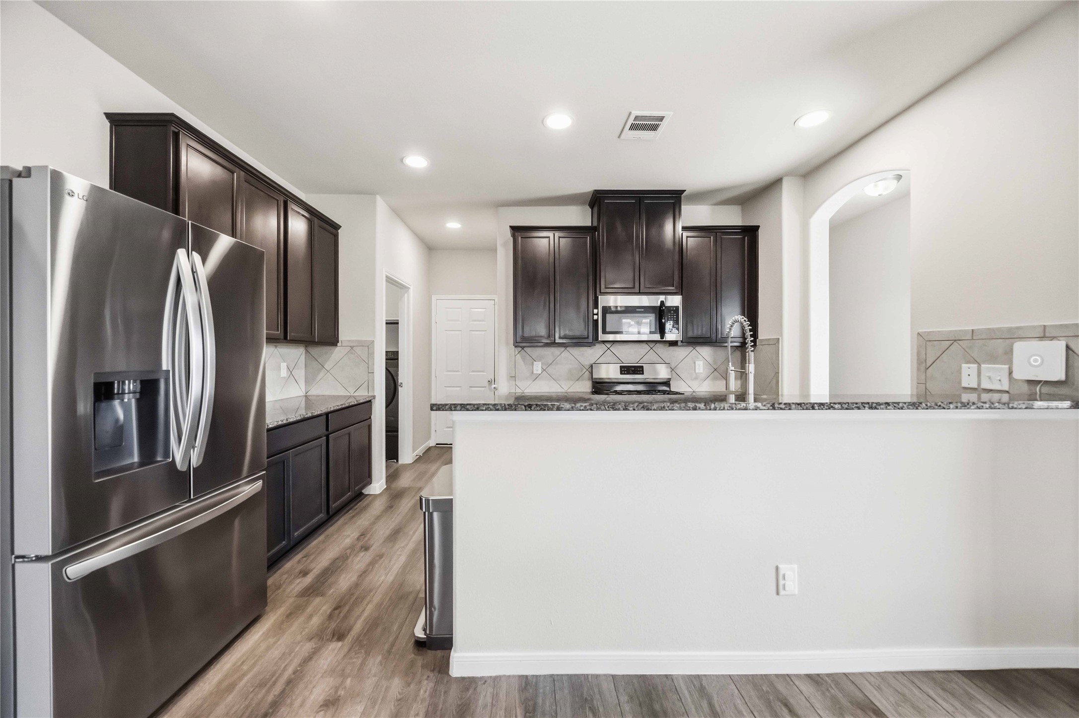 6425 Macroom Meadows Lane, Houston, TX 77048