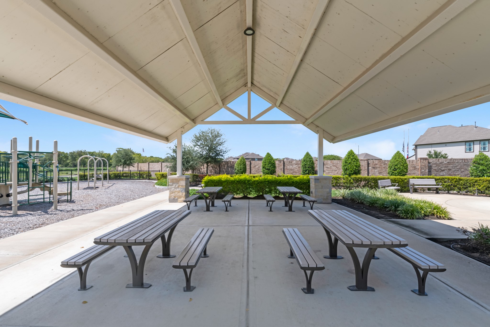 811 Orchard Vale Way, Rosharon, TX 77583