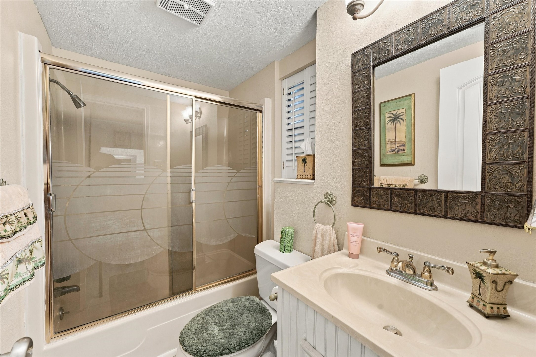 1031 Redfish Street, Bayou Vista, TX 77563