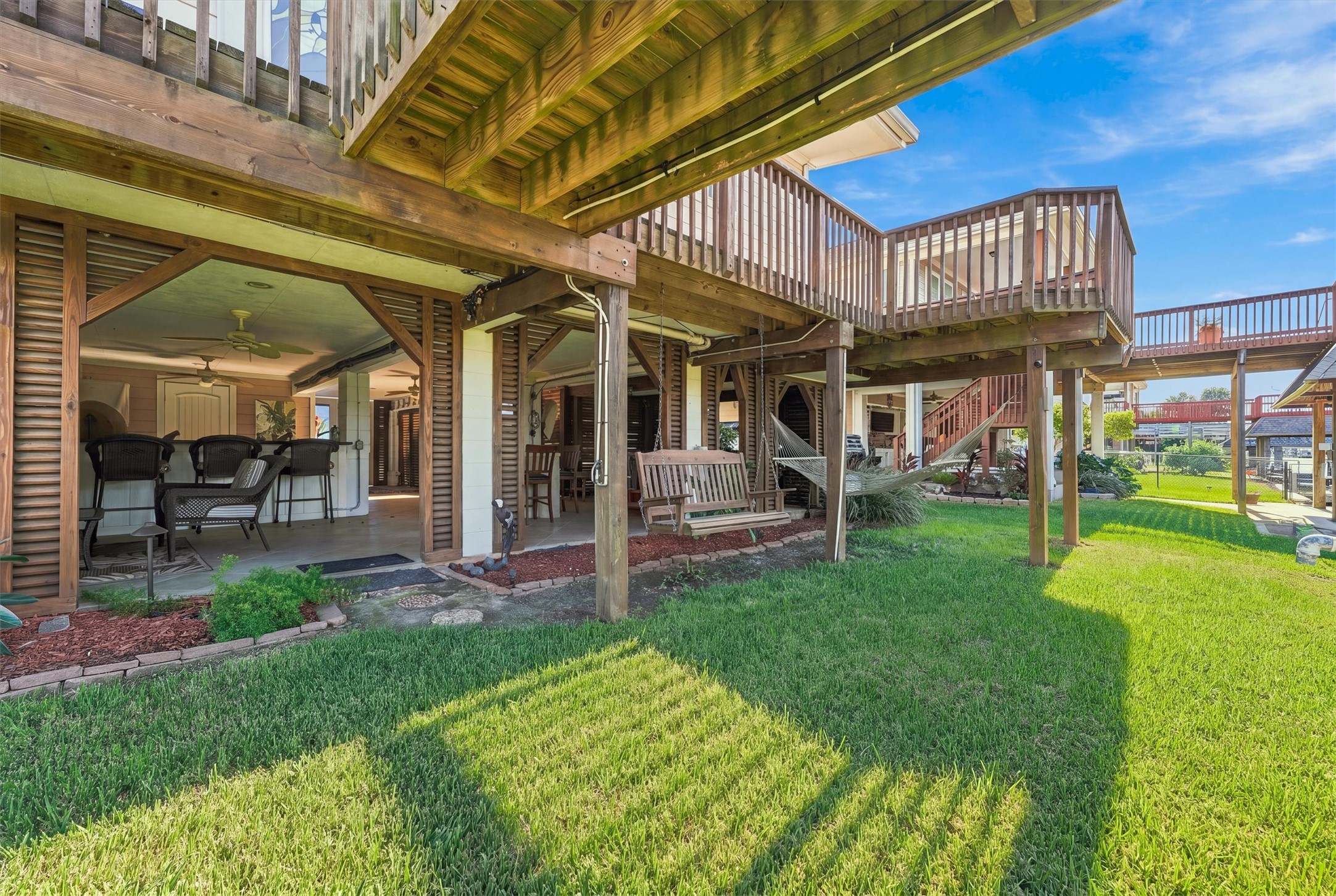 1031 Redfish Street, Bayou Vista, TX 77563