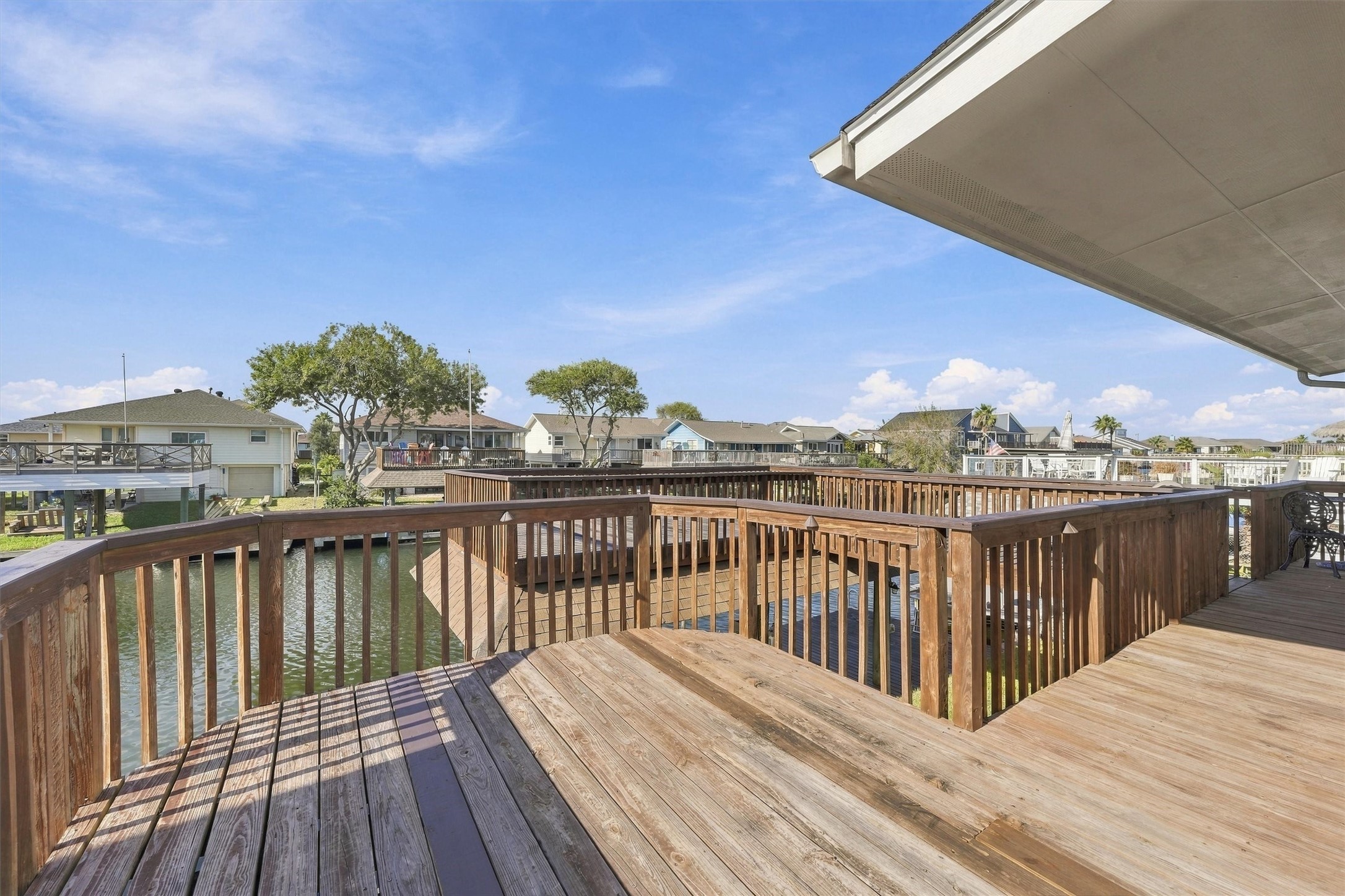 1031 Redfish Street, Bayou Vista, TX 77563