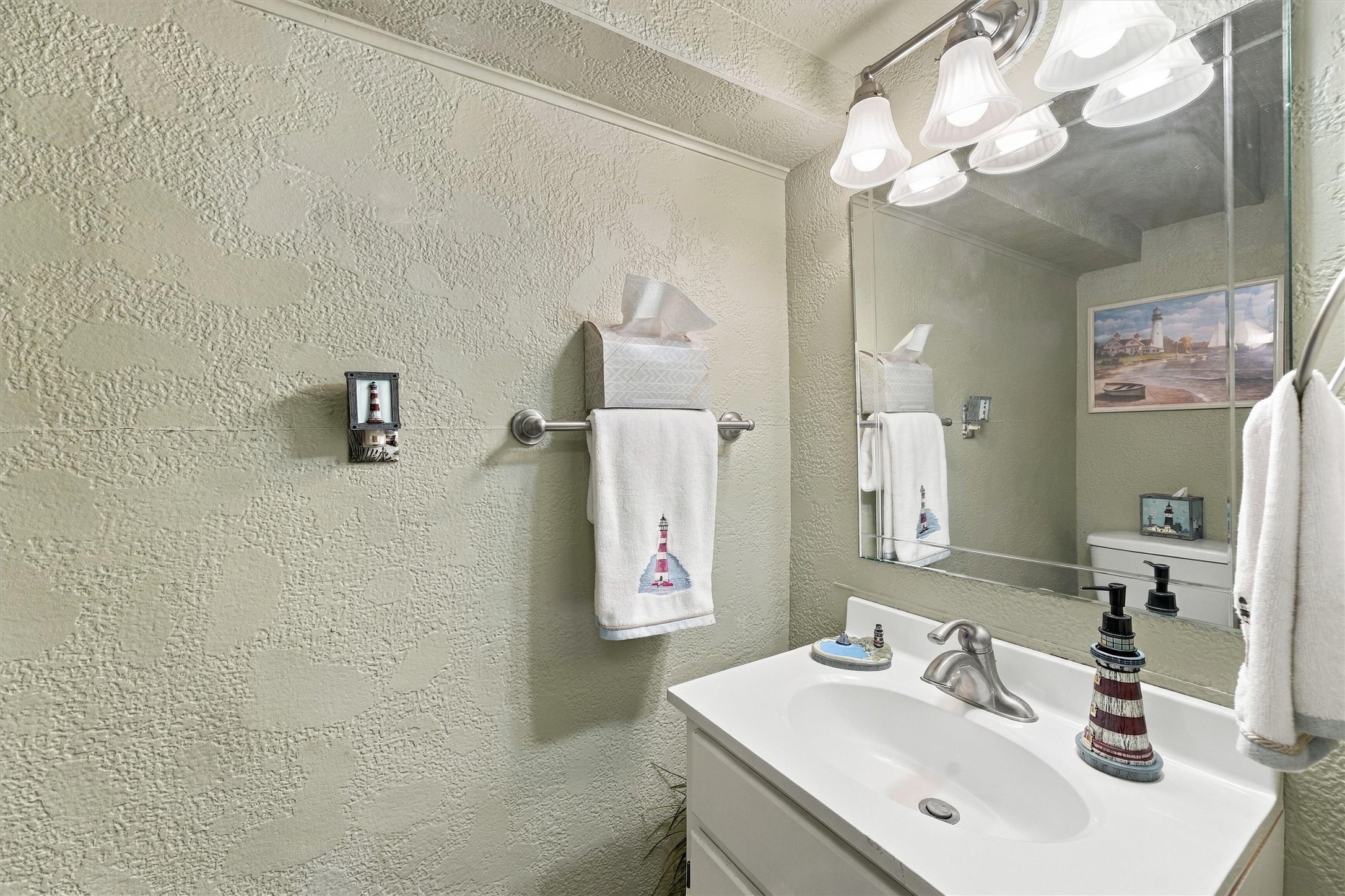 1031 Redfish Street, Bayou Vista, TX 77563