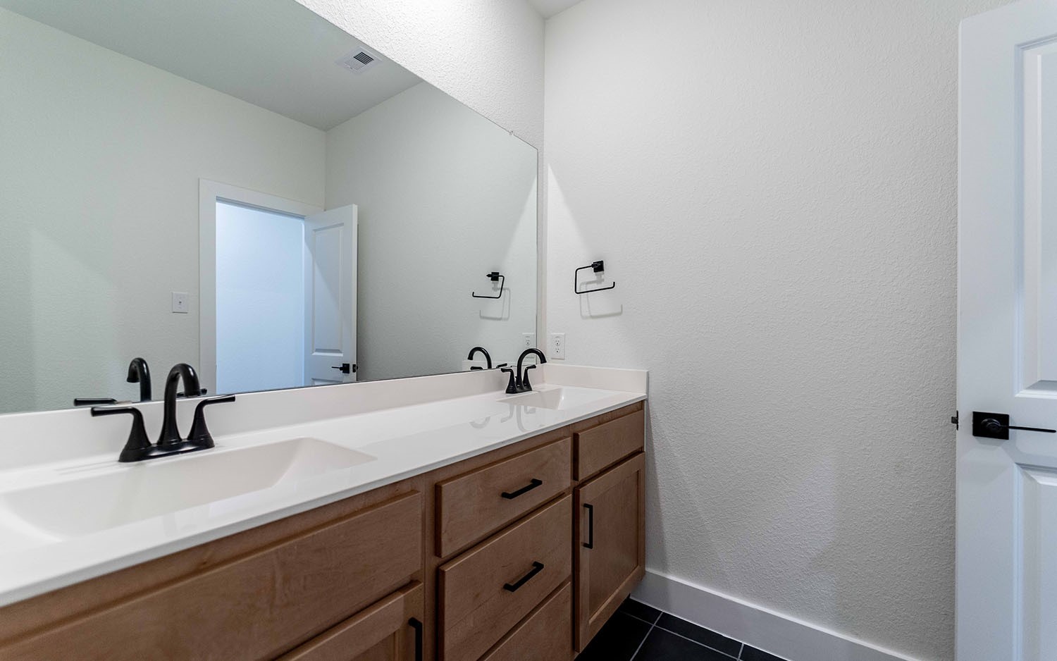 707 Western Holly, League City, TX 77573
