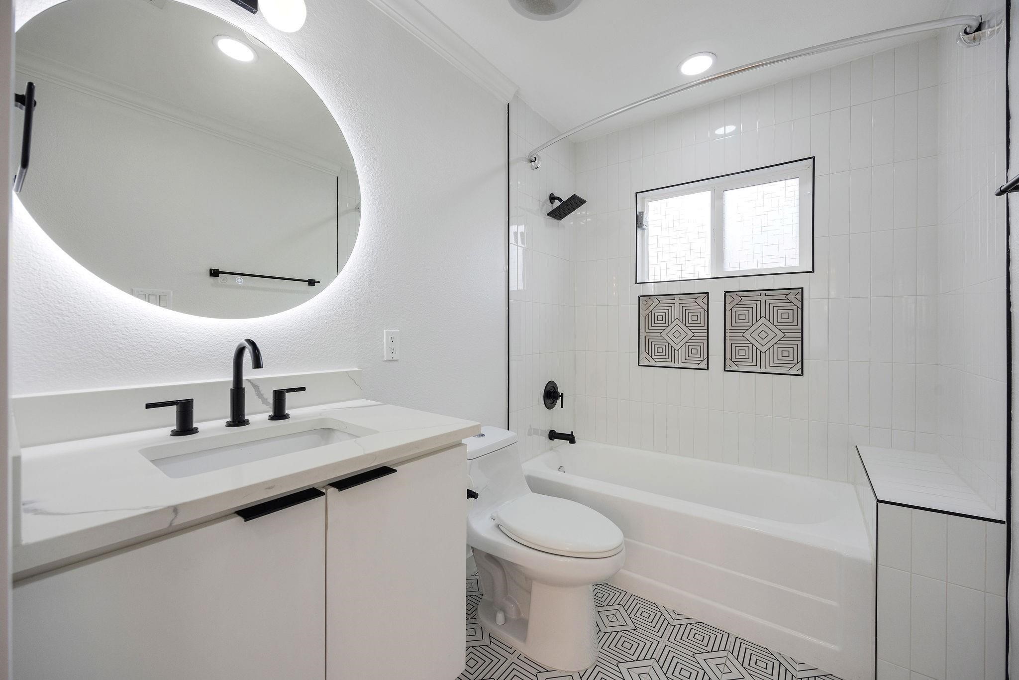 1310 Walton Street, Houston, TX 77009