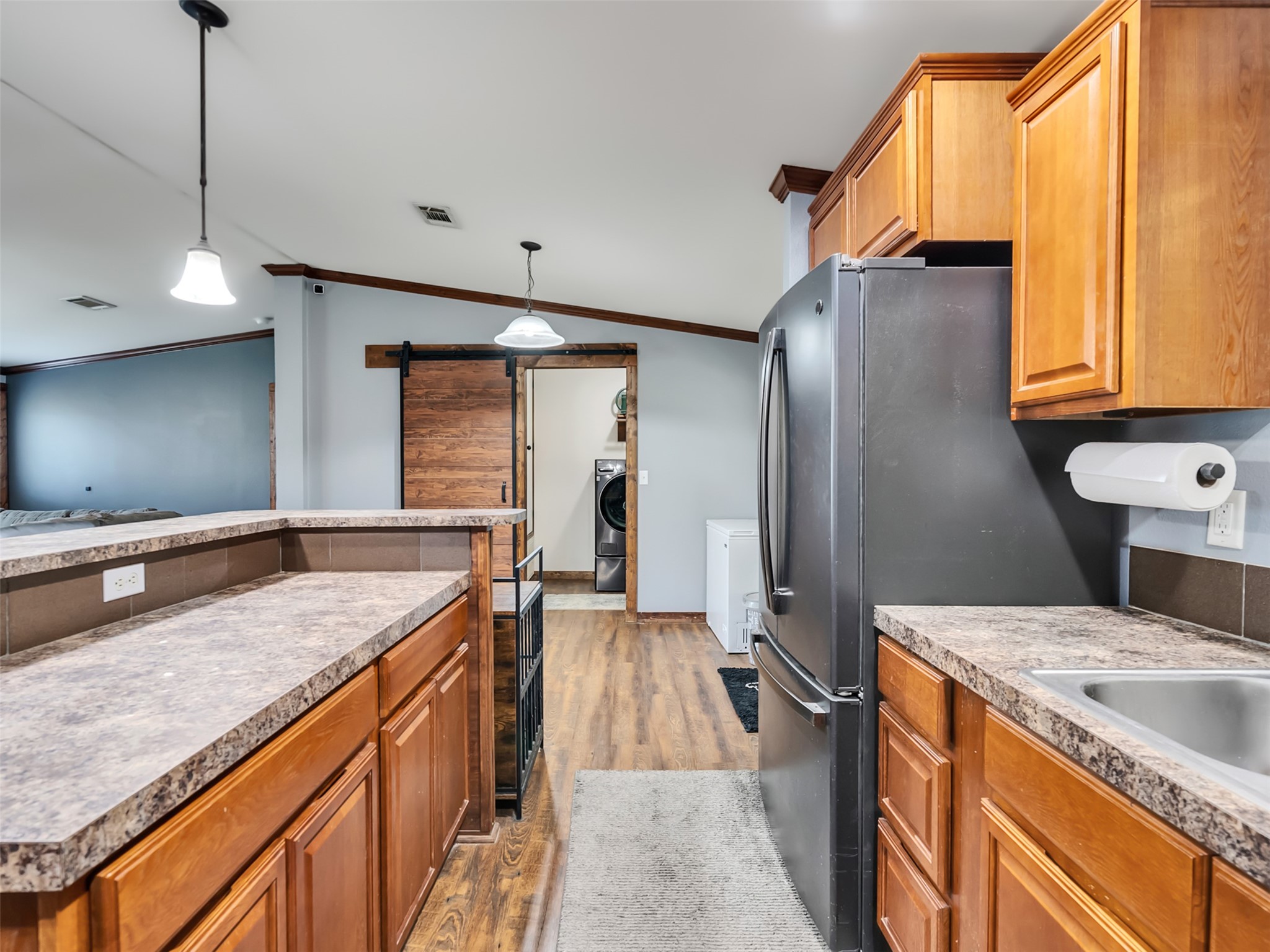52 County Road 302, Alvin, TX 77511