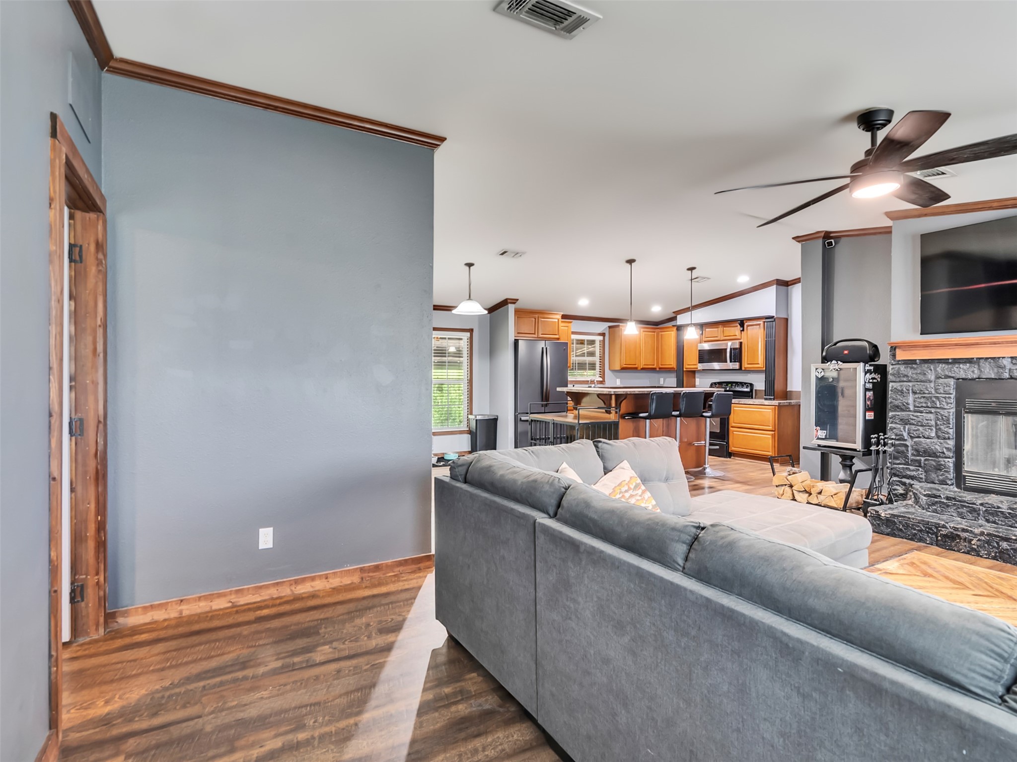 Entry way