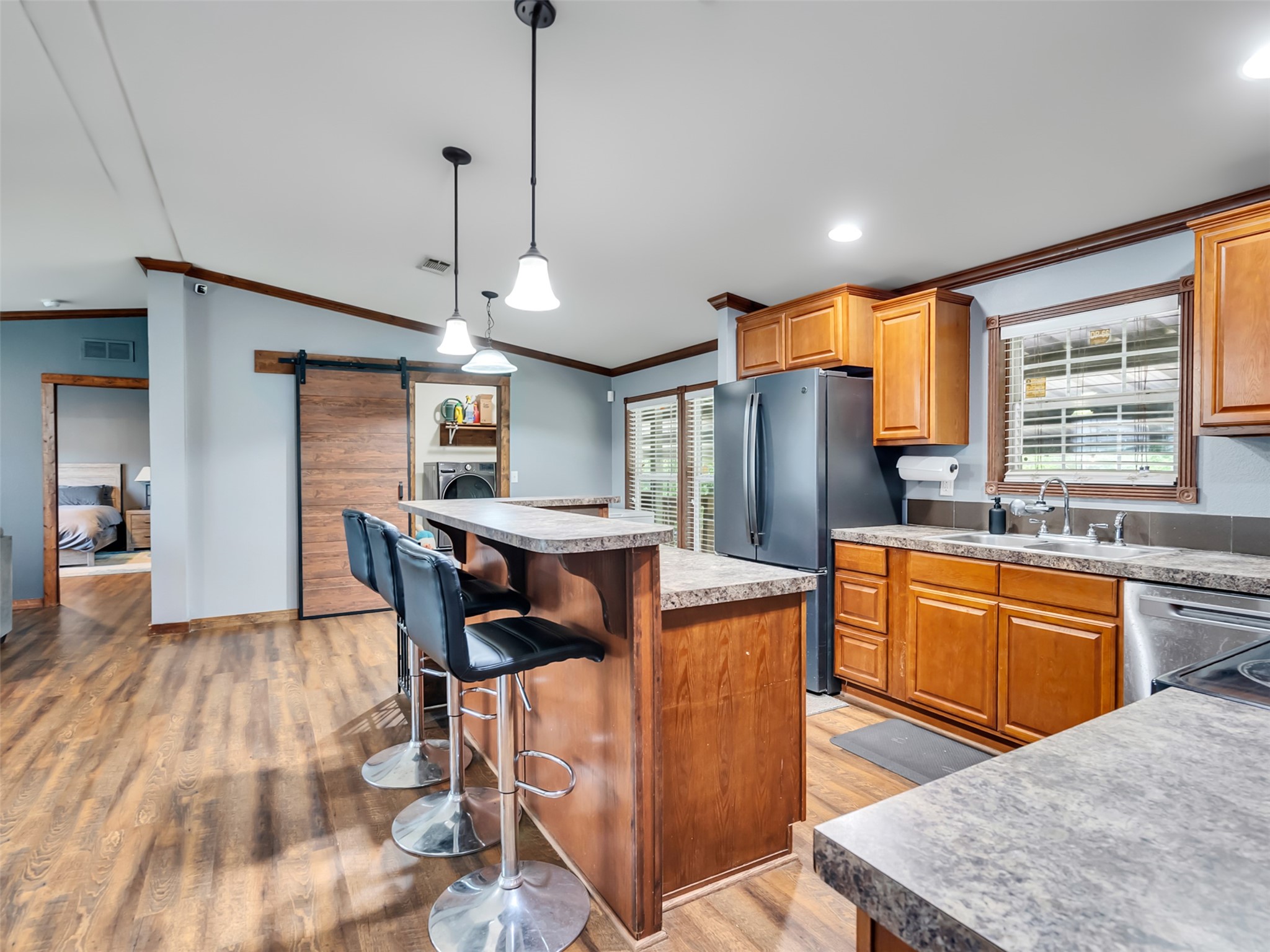 52 County Road 302, Alvin, TX 77511