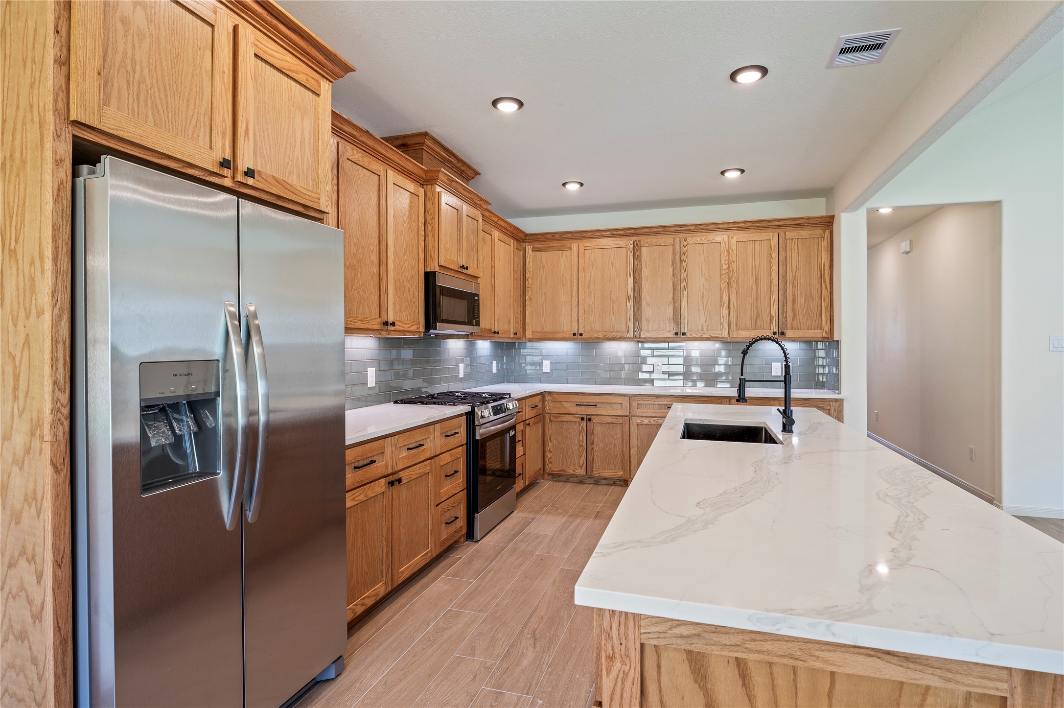 3926 Bur Oak Drive, Santa Fe, TX 77517