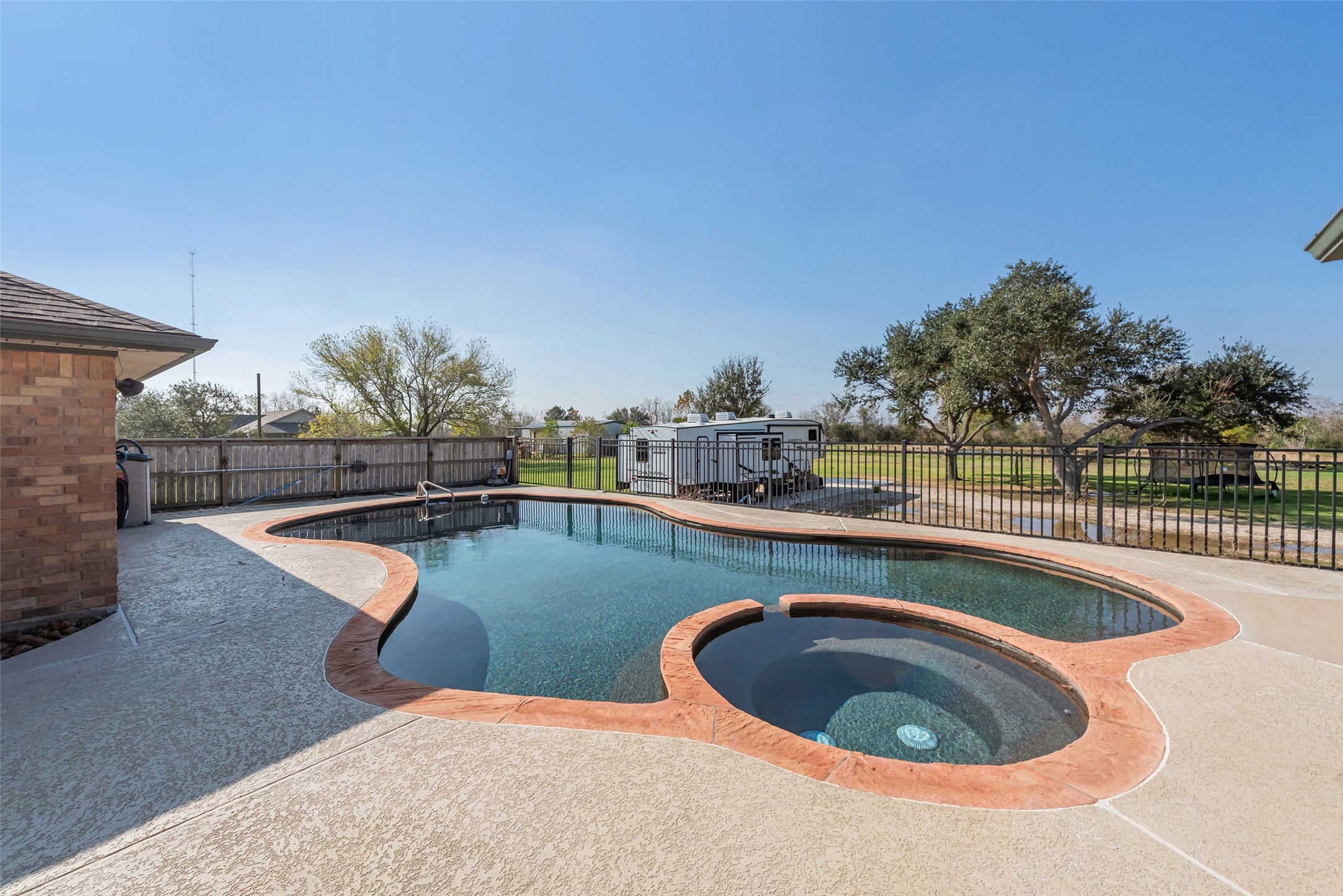 1014 Ginger Street, Santa Fe, TX 77517