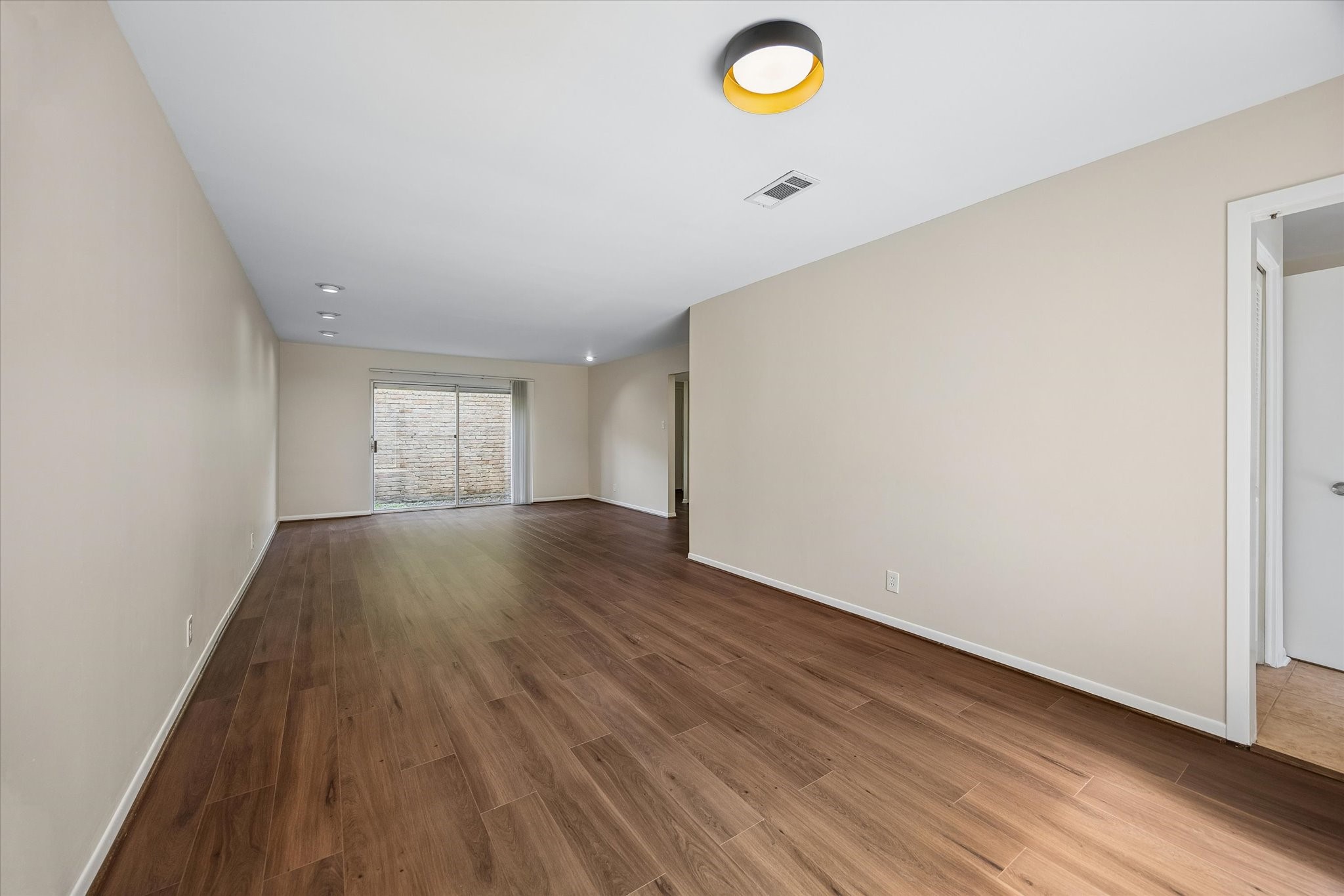 2909 Bissonnet Street, West University Place, TX 77005