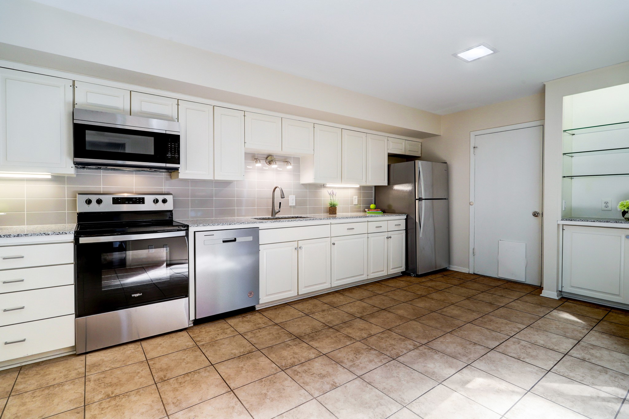 2909 Bissonnet Street, West University Place, TX 77005