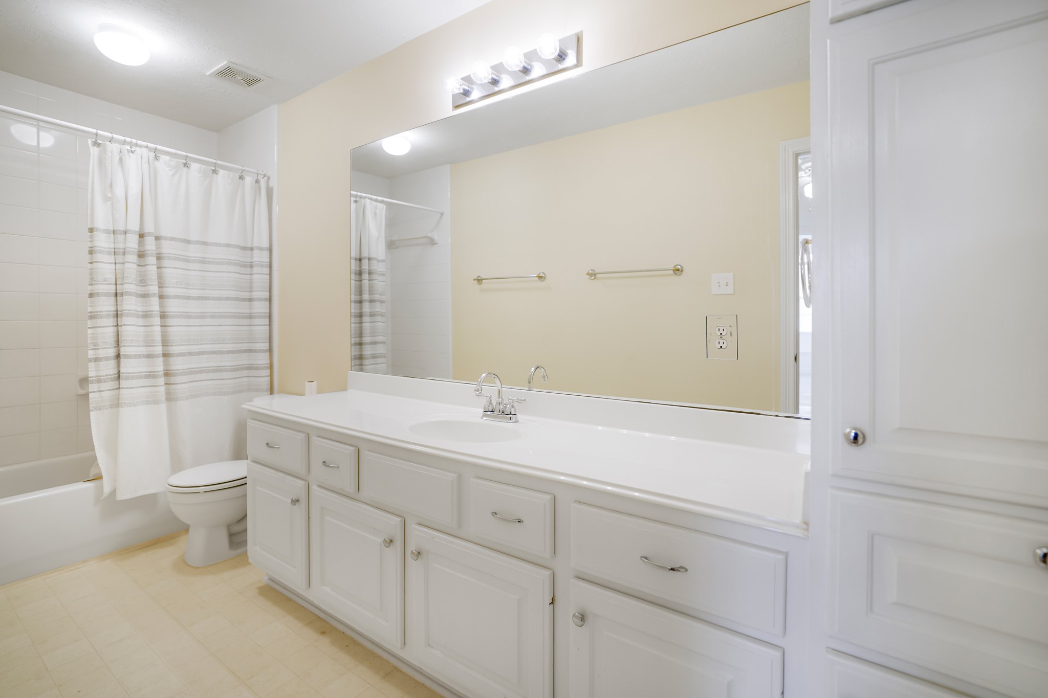 12536 Millridge Pines Court, Houston, TX 77070