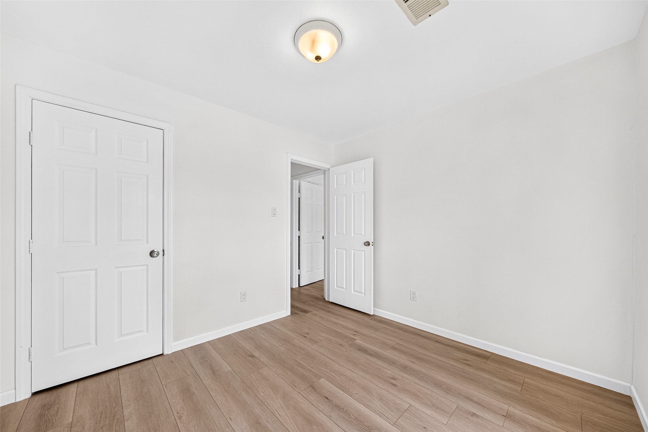 10906 Triola Lane, Houston, TX 77072