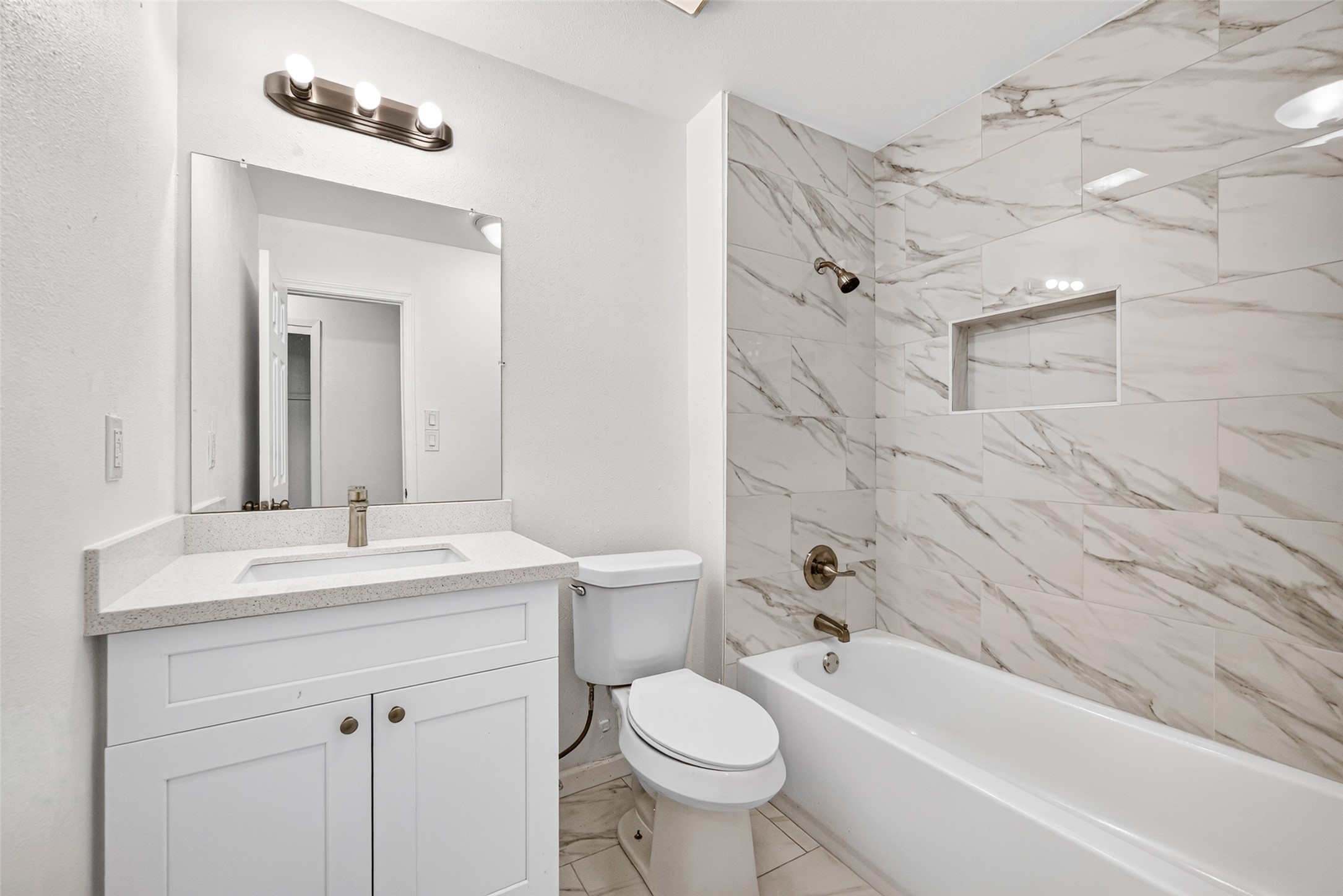10906 Triola Lane, Houston, TX 77072