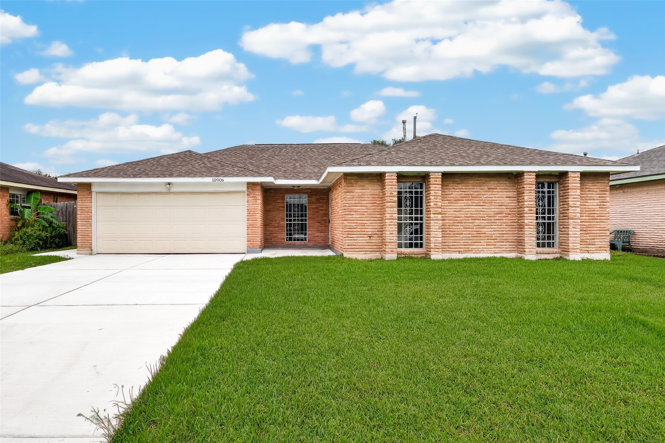 10906 Triola Lane, Houston, TX 77072