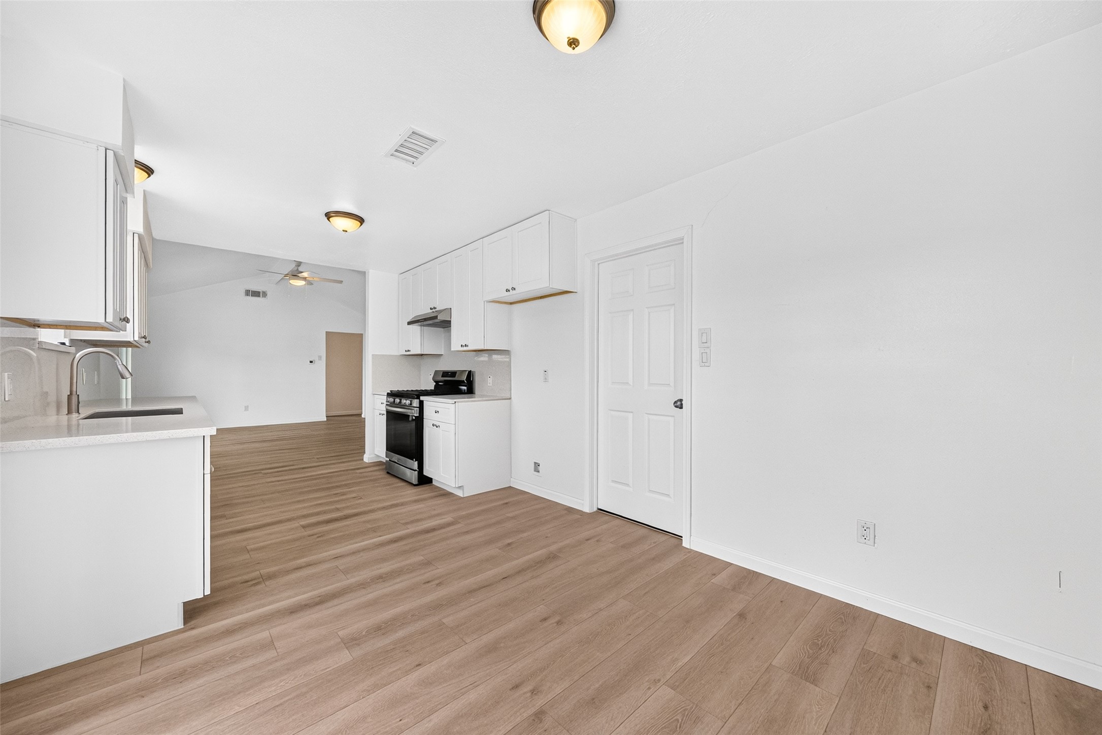 10906 Triola Lane, Houston, TX 77072