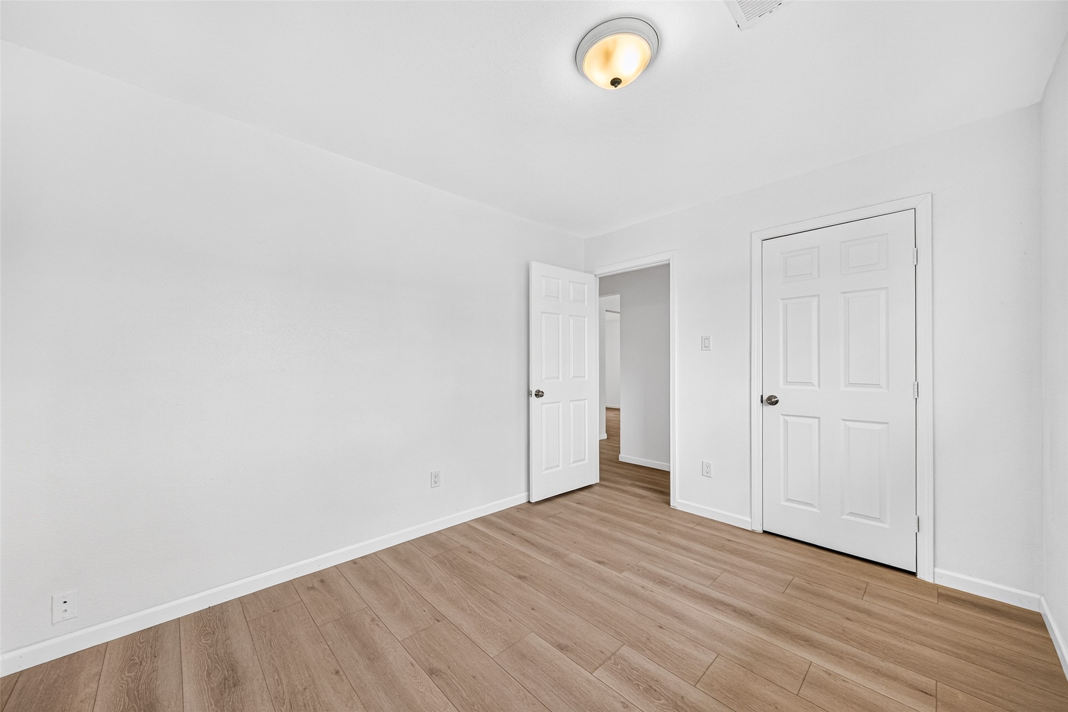 10906 Triola Lane, Houston, TX 77072
