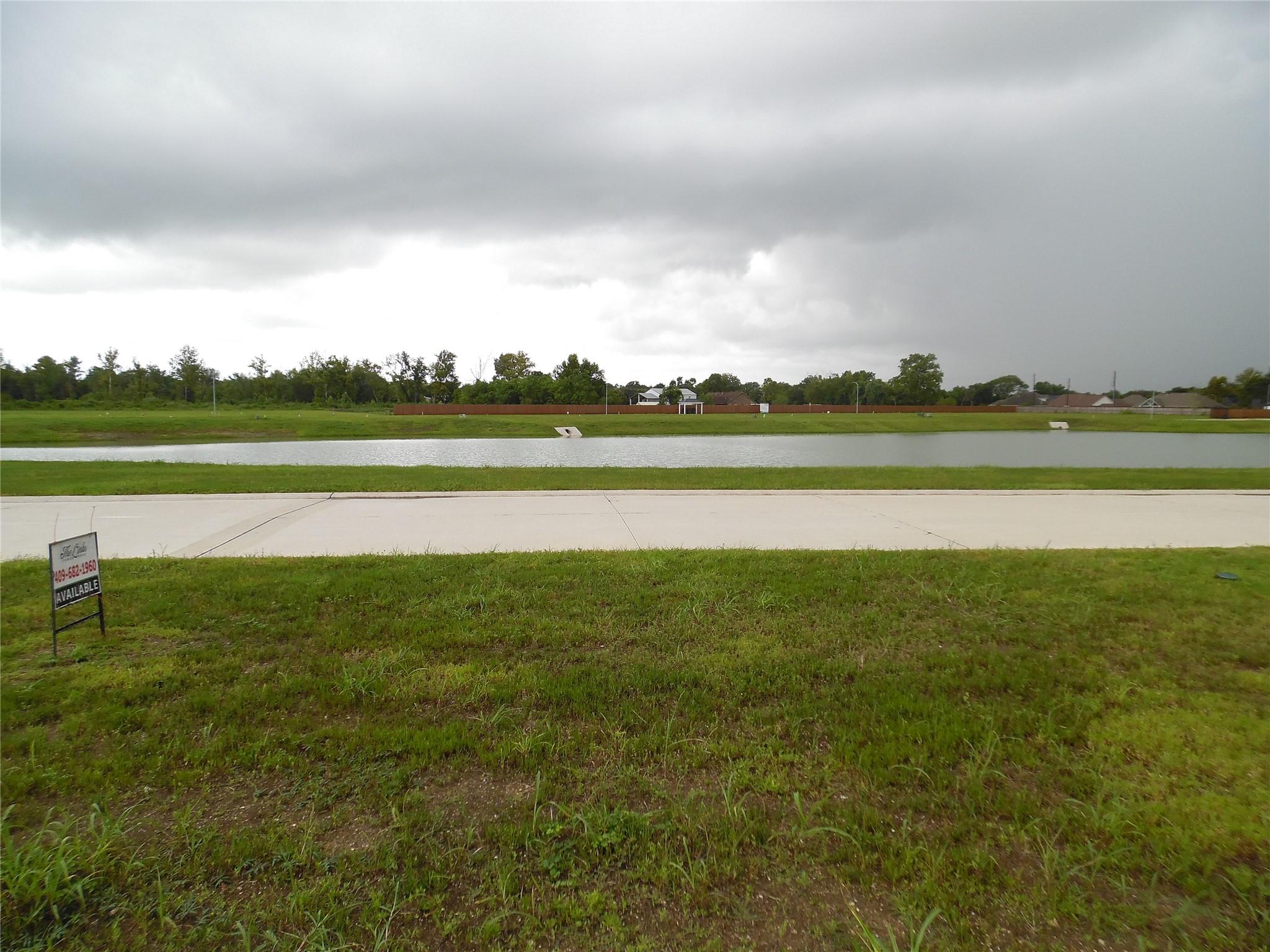 Water View and Water front Lots AVA. Water View and Water front Lots AVA.