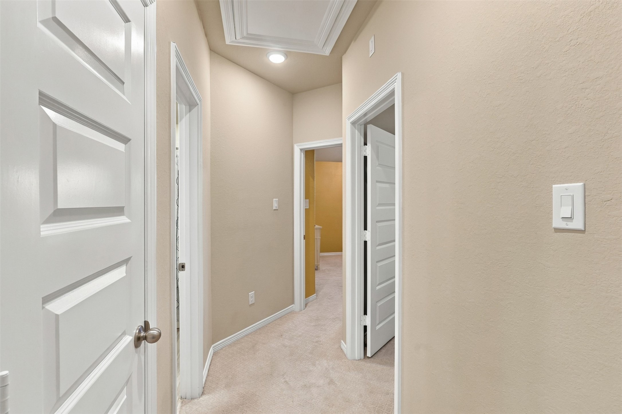 PRIVACY, COMFORT & THOUGHTFUL DESIGN! Follow the right wing down a private hallway, tucked away from the media room, where you'll discover TWO BEAUTIFUL GUEST BEDROOMS and a conveniently located FULL BATHROOM! Wonderful sense of privacy and comfort, perfect for family members!
