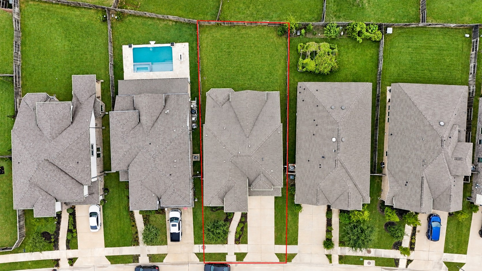 WHAT AN INCREDIBLE BIRD'S-EYE VIEW! Take in this SPECTACULAR aerial perspective showcasing this stunning home's beautiful neighborhood setting, attractive surrounding homes, lush green lawns, and spacious fenced backyards! And LOOK AT THAT BACKYARD! Imagine creating your very own OUTDOOR PARADISE, perhaps with that SPARKLING PRIVATE POOL you've always dreamed of! The generous outdoor space offers EXCITING POSSIBILITIES!