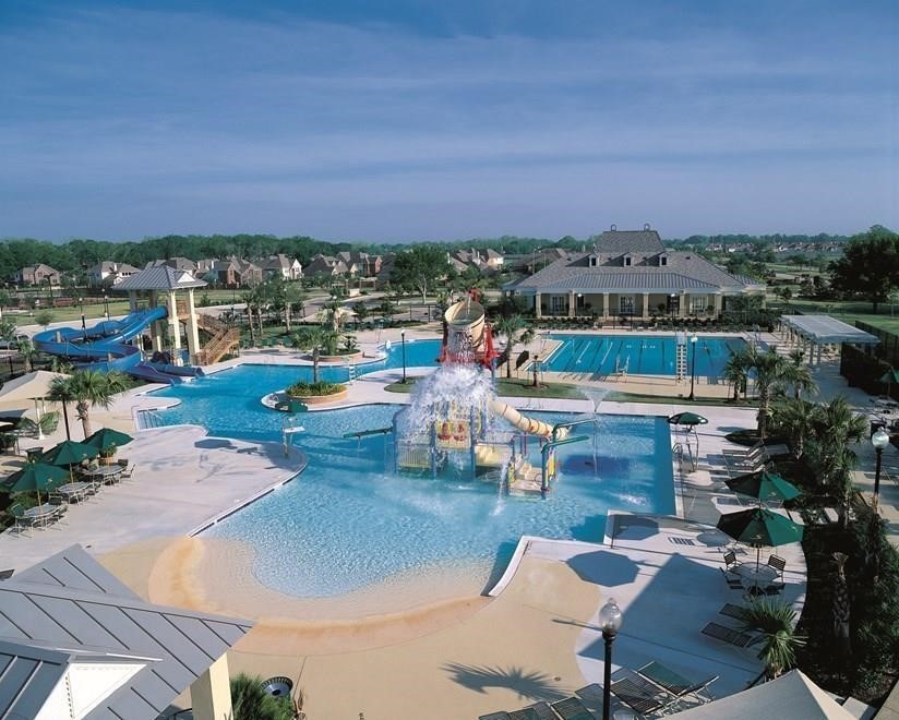 Make a splash and enjoy the sunshine! The community aquatic center features inviting swimming pools, exciting water slides, and a dedicated splash area for hours of family fun. It's a wonderful place to cool off during those warm Texas summers!