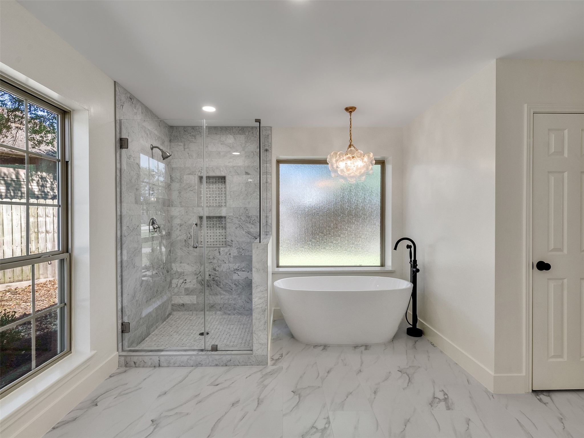 2109 Bay Hill Drive, League City, TX 77573