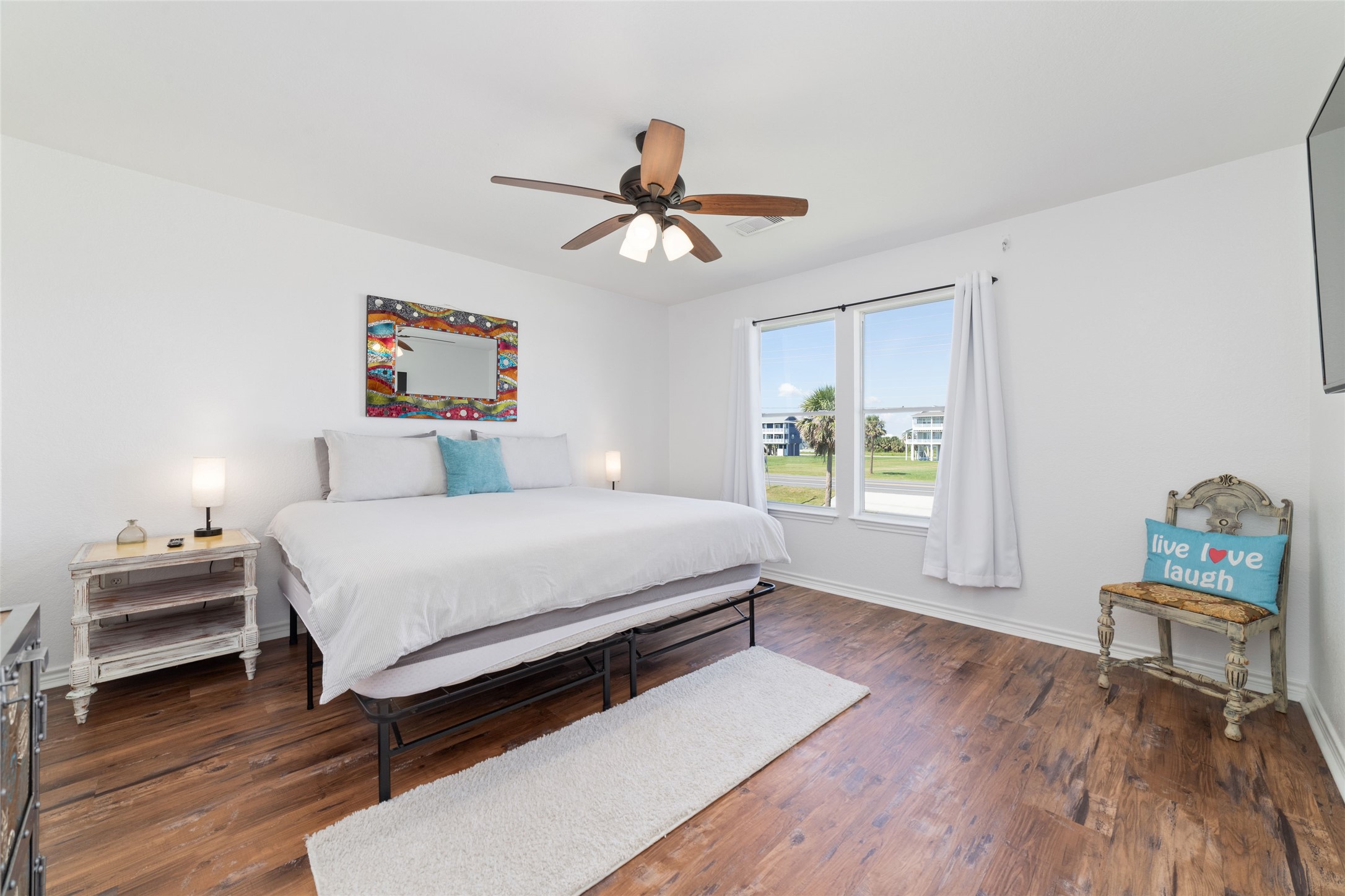 18506 E De Vaca, Galveston, TX 77554