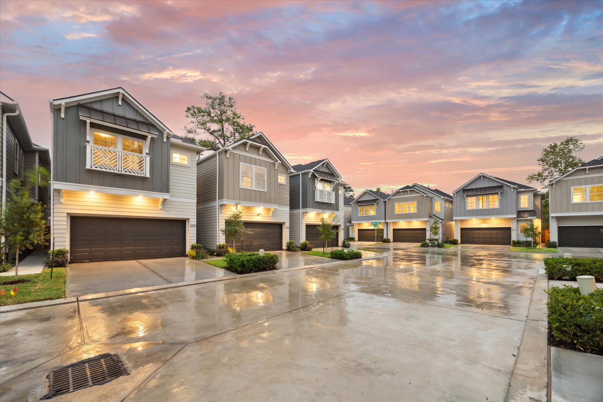 5215 Amber Sunrise Drive, Houston, TX 77018 5215 Amber Sunrise Drive, Houston, TX 77018