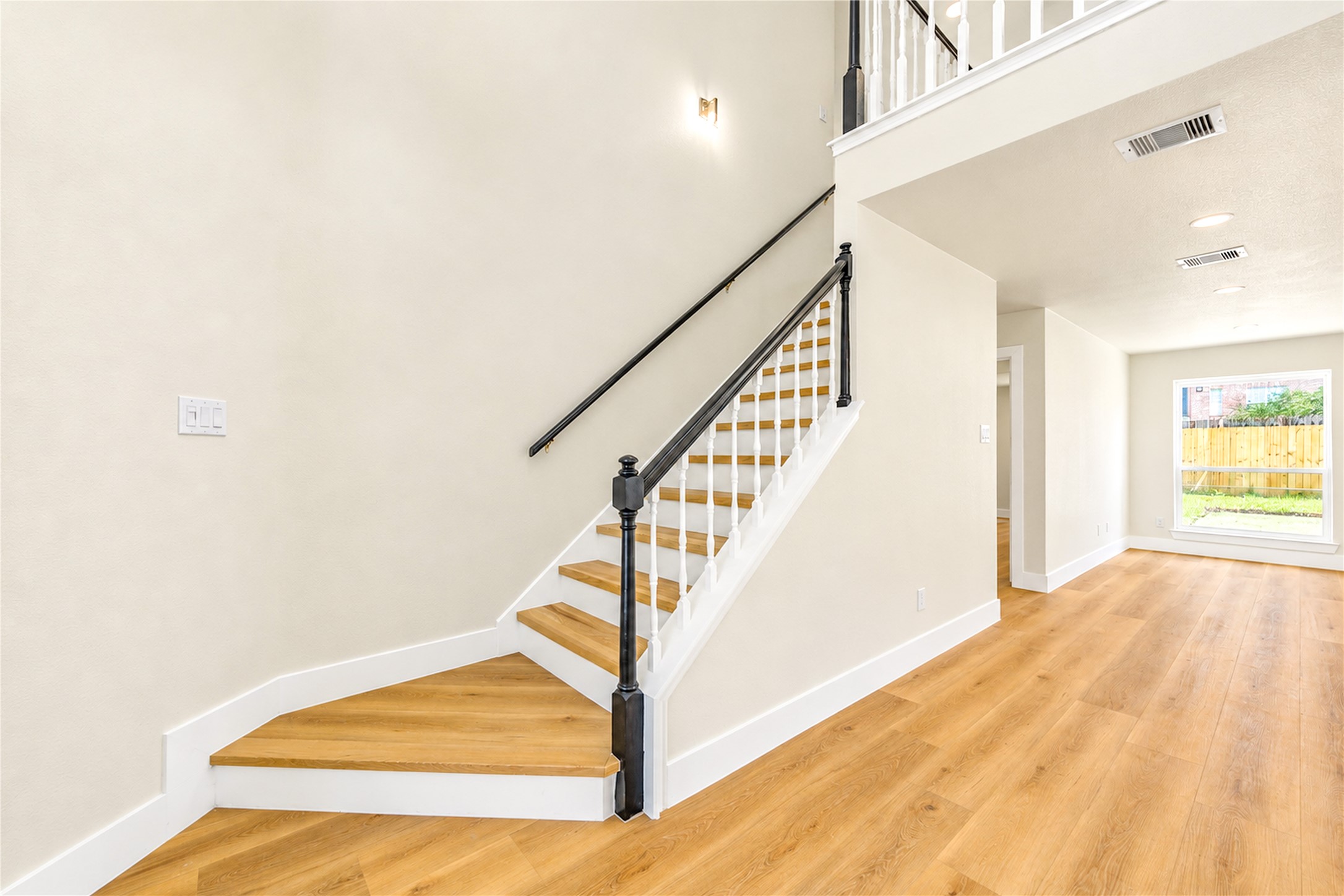 6735 Coral Ridge Road, Houston, TX 77069