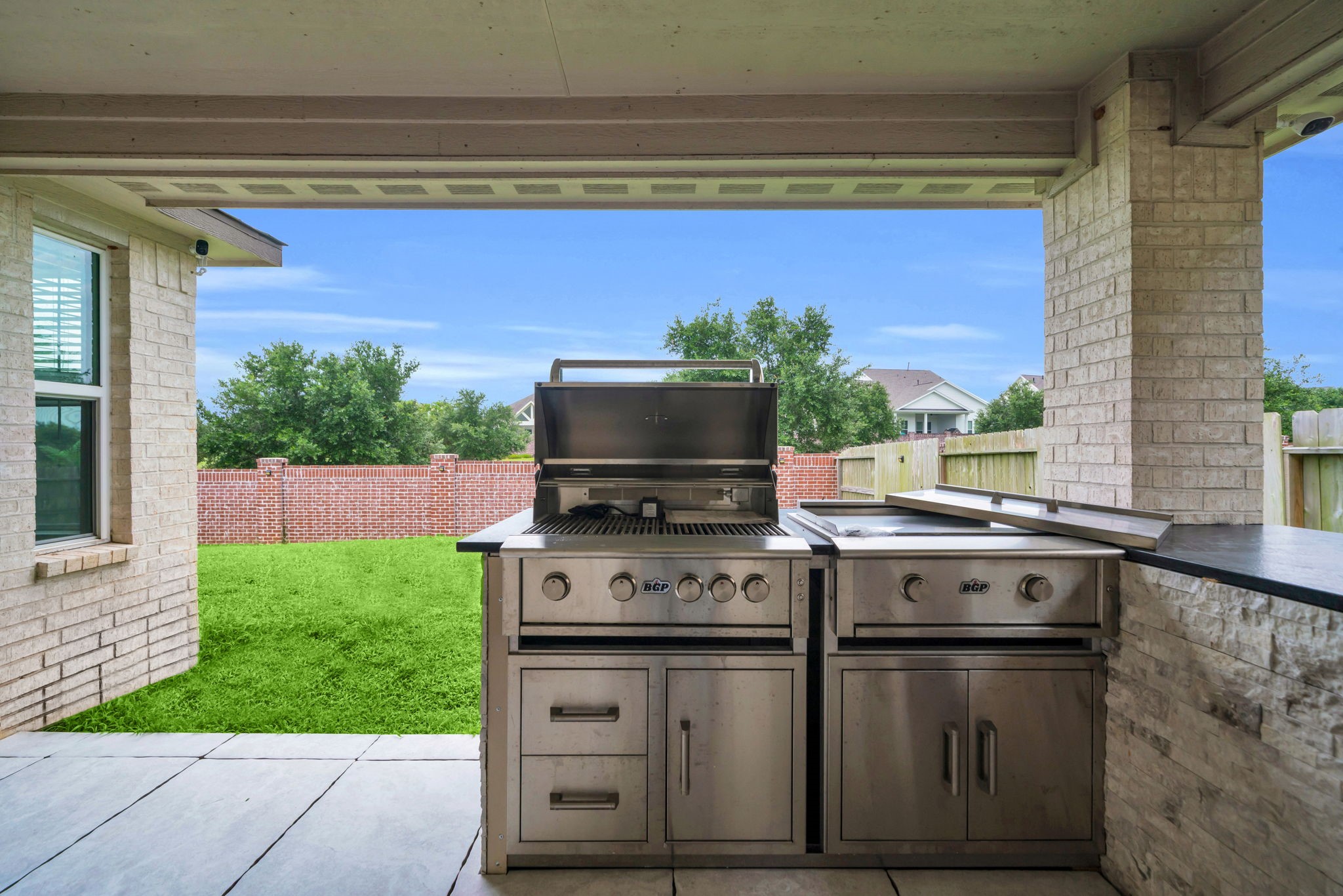 out door Kitchen