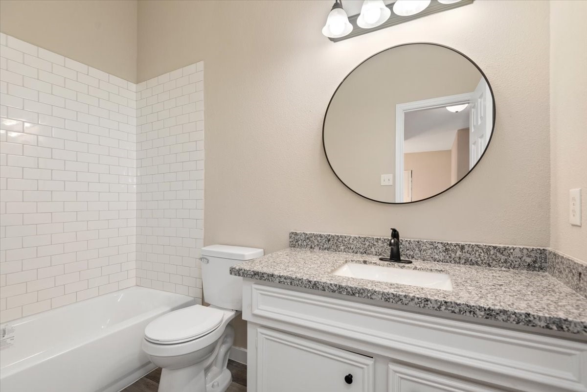 16555 Pentonshire Lane, Houston, TX 77090