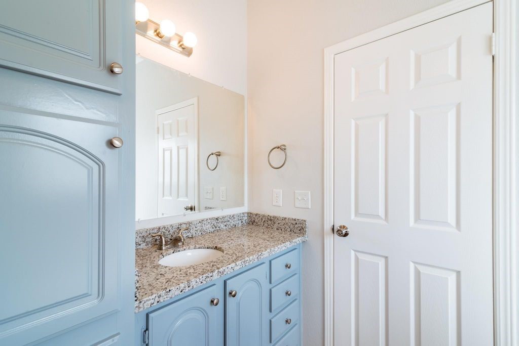 10115 Berrybriar Lane, Tomball, TX 77375
