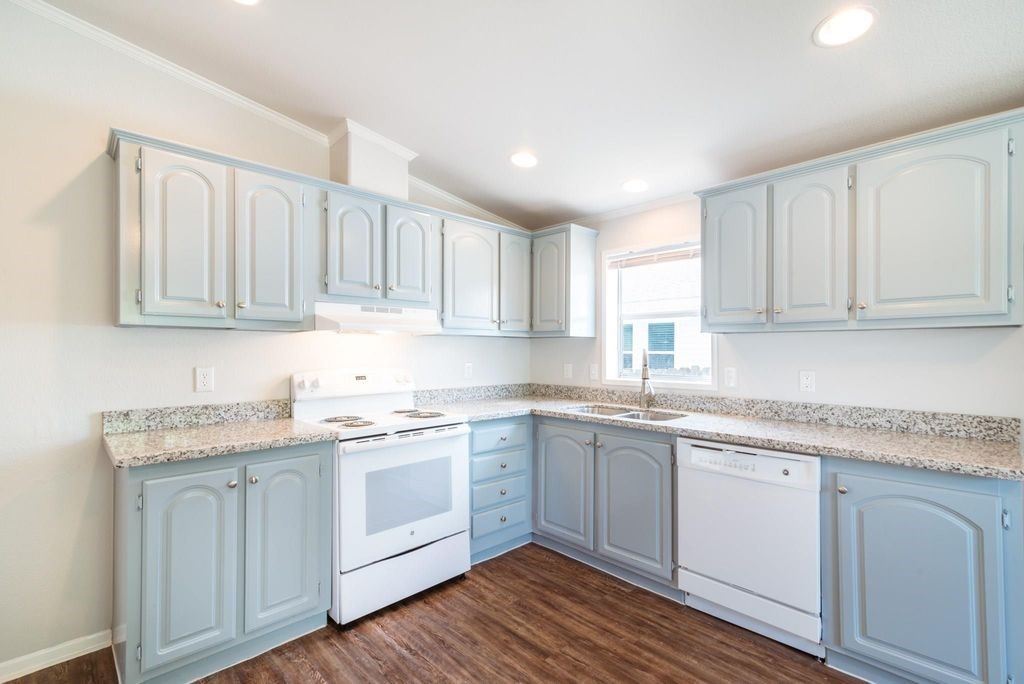 10115 Berrybriar Lane, Tomball, TX 77375