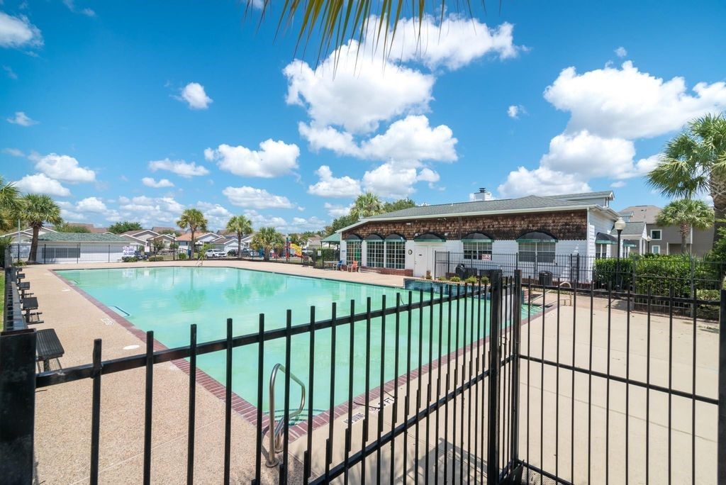 10115 Berrybriar Lane, Tomball, TX 77375