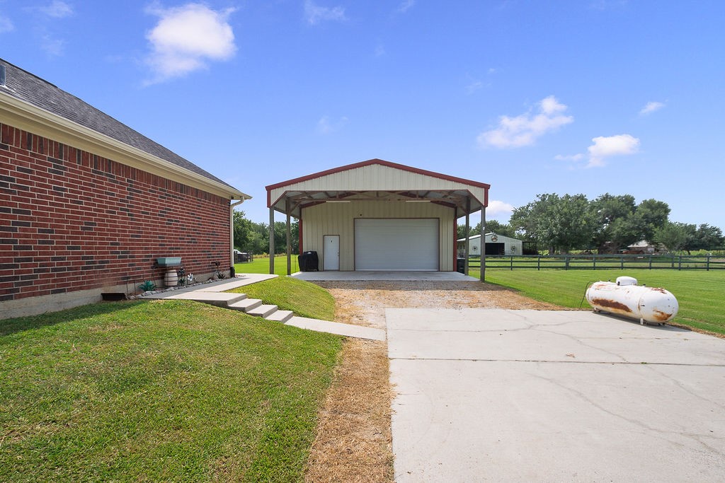 12824 Gibbs Street, Santa Fe, TX 77517
