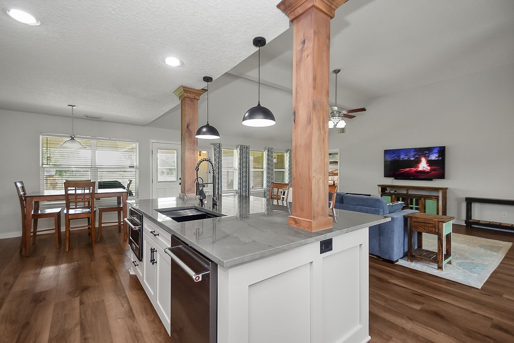 12824 Gibbs Street, Santa Fe, TX 77517